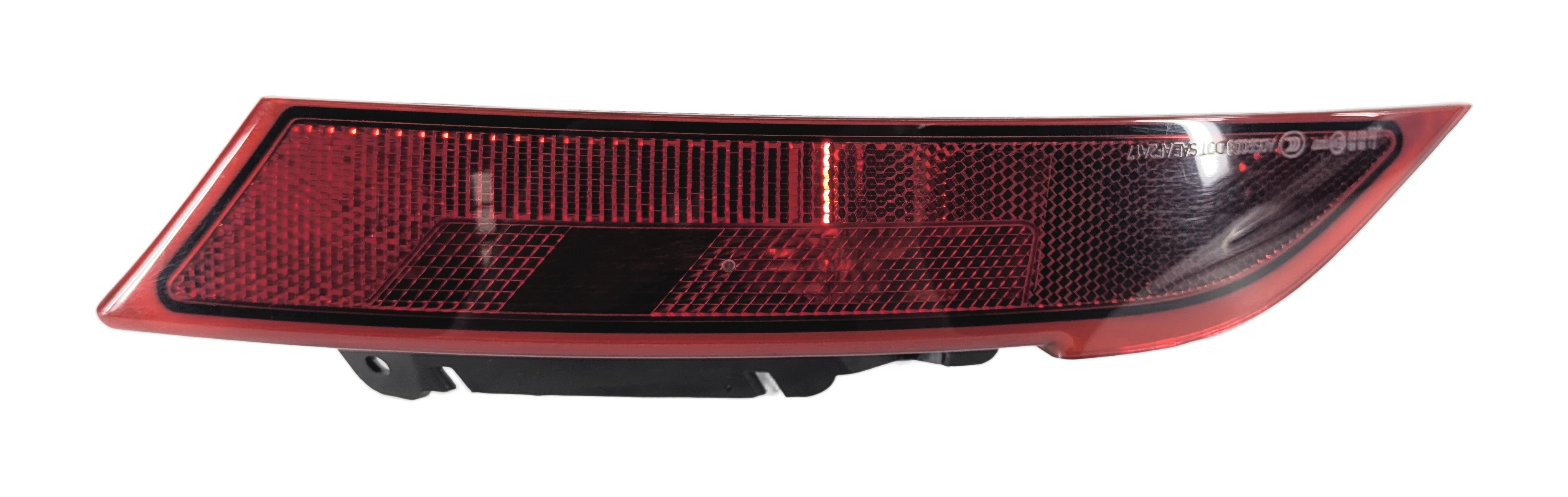 17-20 LAND ROVER DISCOVERY L462 REAR LEFT DRIVER LOWER BUMPER TAILLIGHT LAMP — exact item pictured