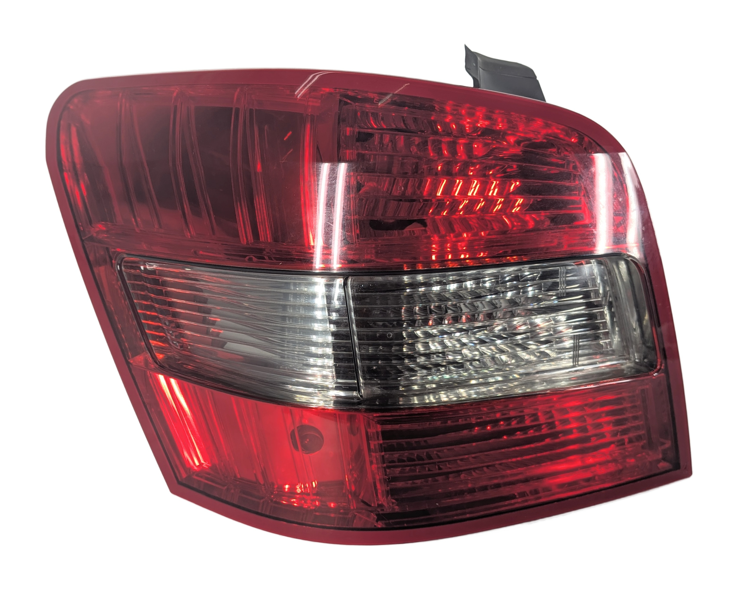 10-12 MERCEDES GLK350 (X204) LEFT DRIVER TAILLIGHT BRAKE LIGHT LAMP INCANDESCENT — exact item pictured