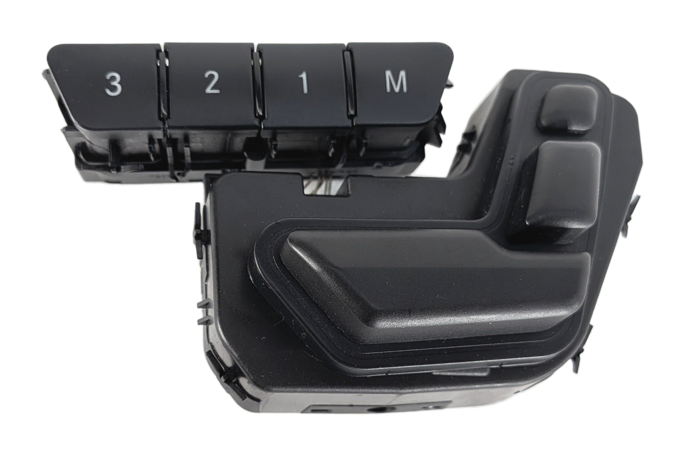 2017 MERCEDES GLA250 (X156) FRONT RIGHT PASSENGER POWER SEAT MEMORY SWITCH — exact item pictured
