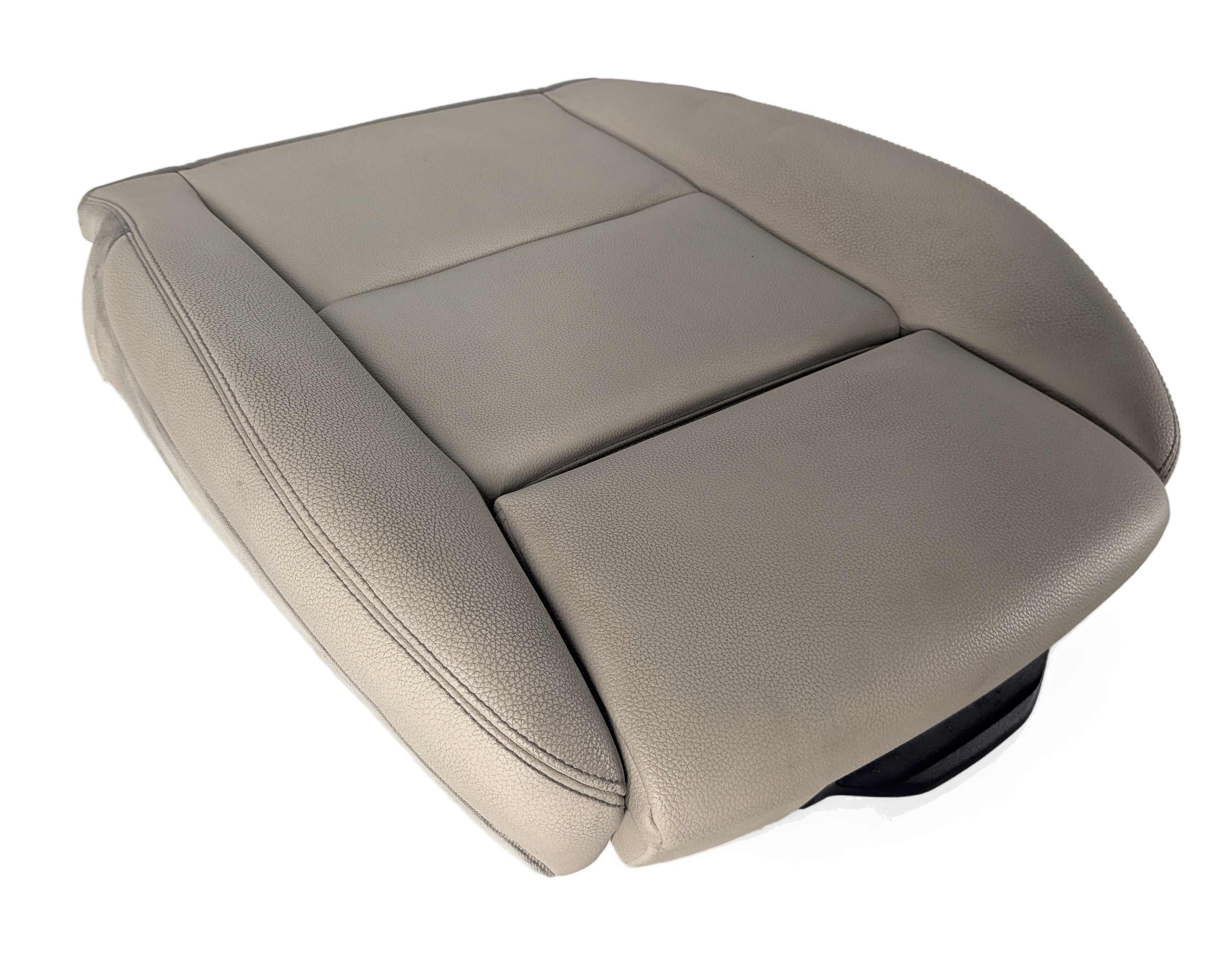 2017 MERCEDES GLA250 (X156) FRONT RIGHT PASSENGER SEAT BOTTOM CUSHION (Beige) — exact item pictured