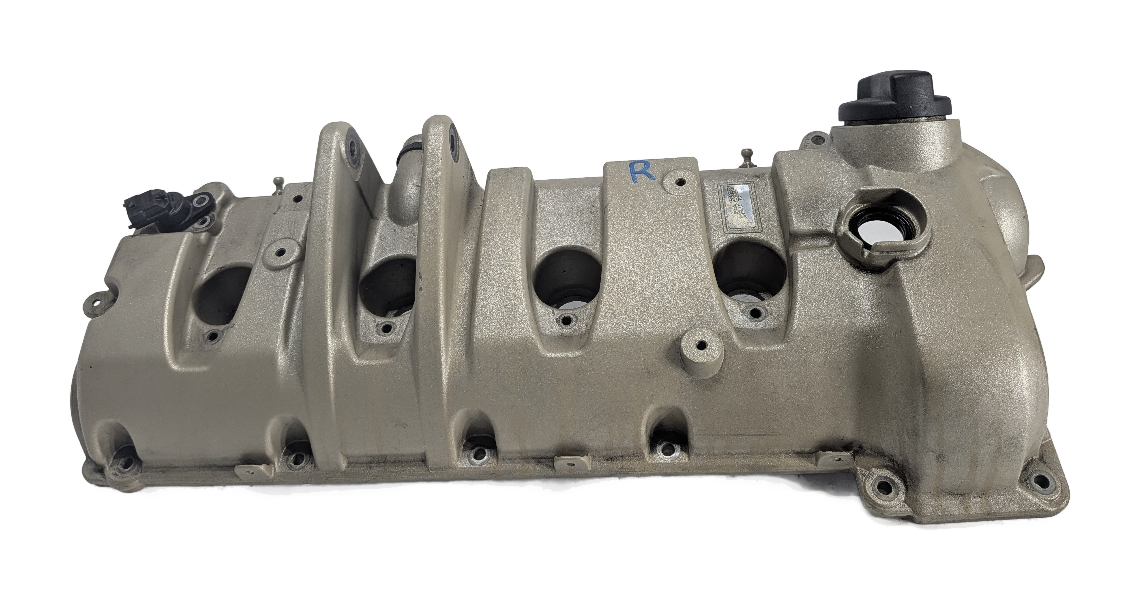 2010-2018 PORSCHE CAYENNE PANAMERA (958 970 G1) 4.8L V8 ENGINE RIGHT VALVE COVER — exact item pictured