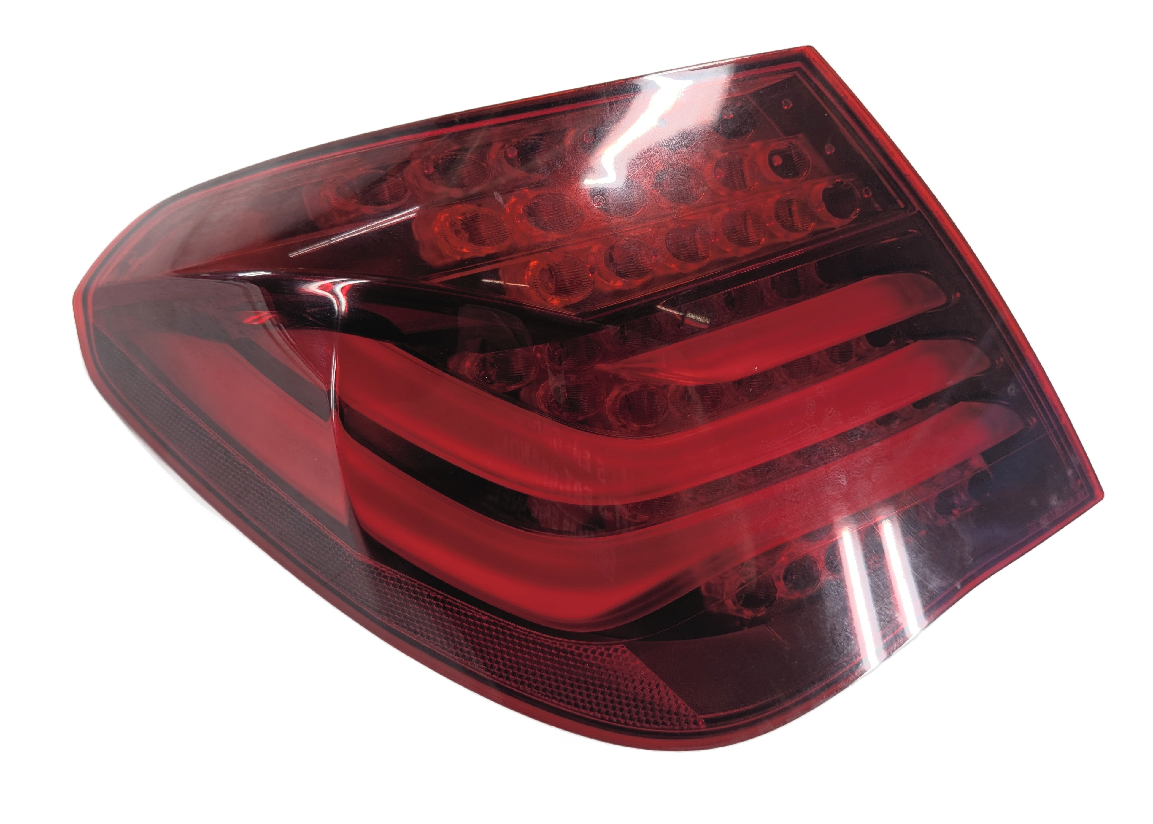 13-15 BMW 7 SERIES (F01 F02 F04) REAR LEFT DRIVER OUTER TAILLIGHT BRAKE LIGHT — exact item pictured
