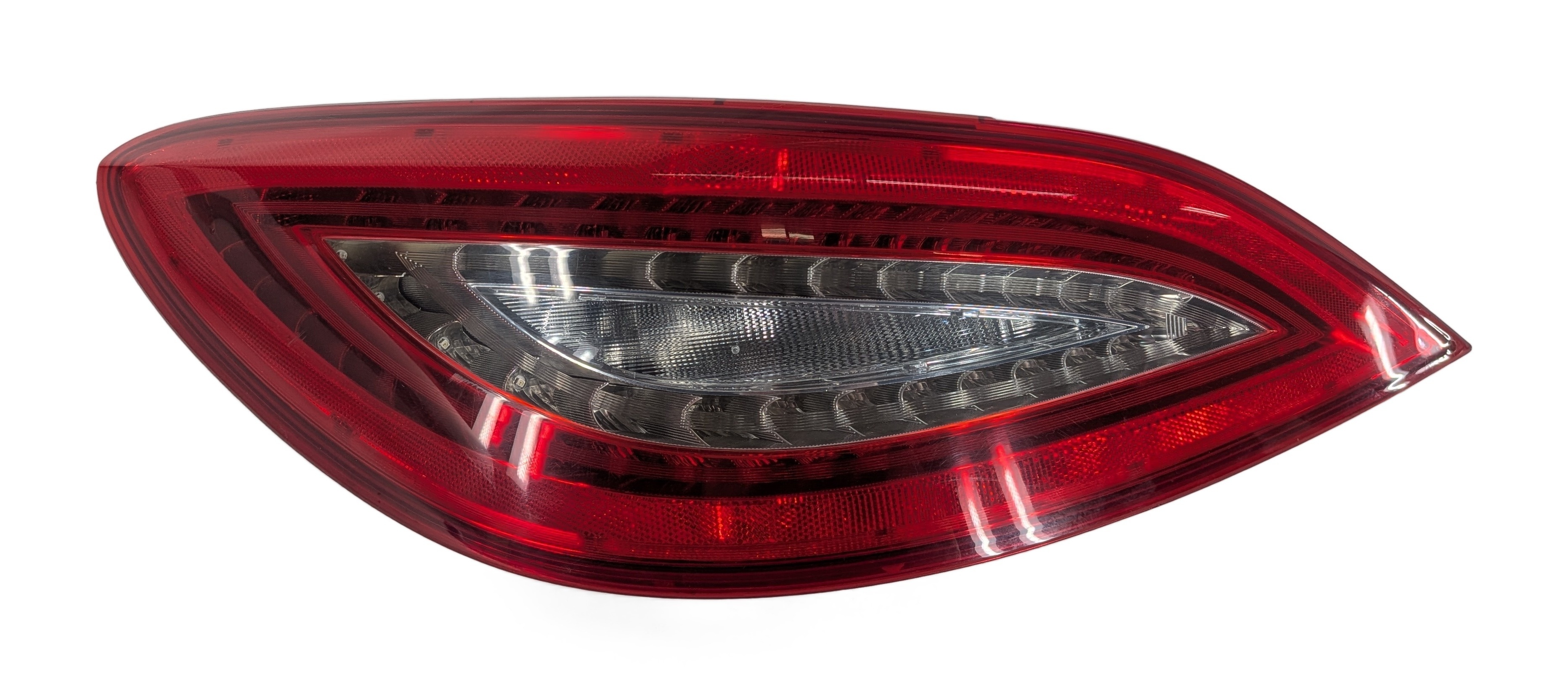 12-14 MERCEDES CLS350 CLS550 CLS63 AMG W218 LEFT OUTER QUARTER PANEL TAIL LIGHT — exact item pictured