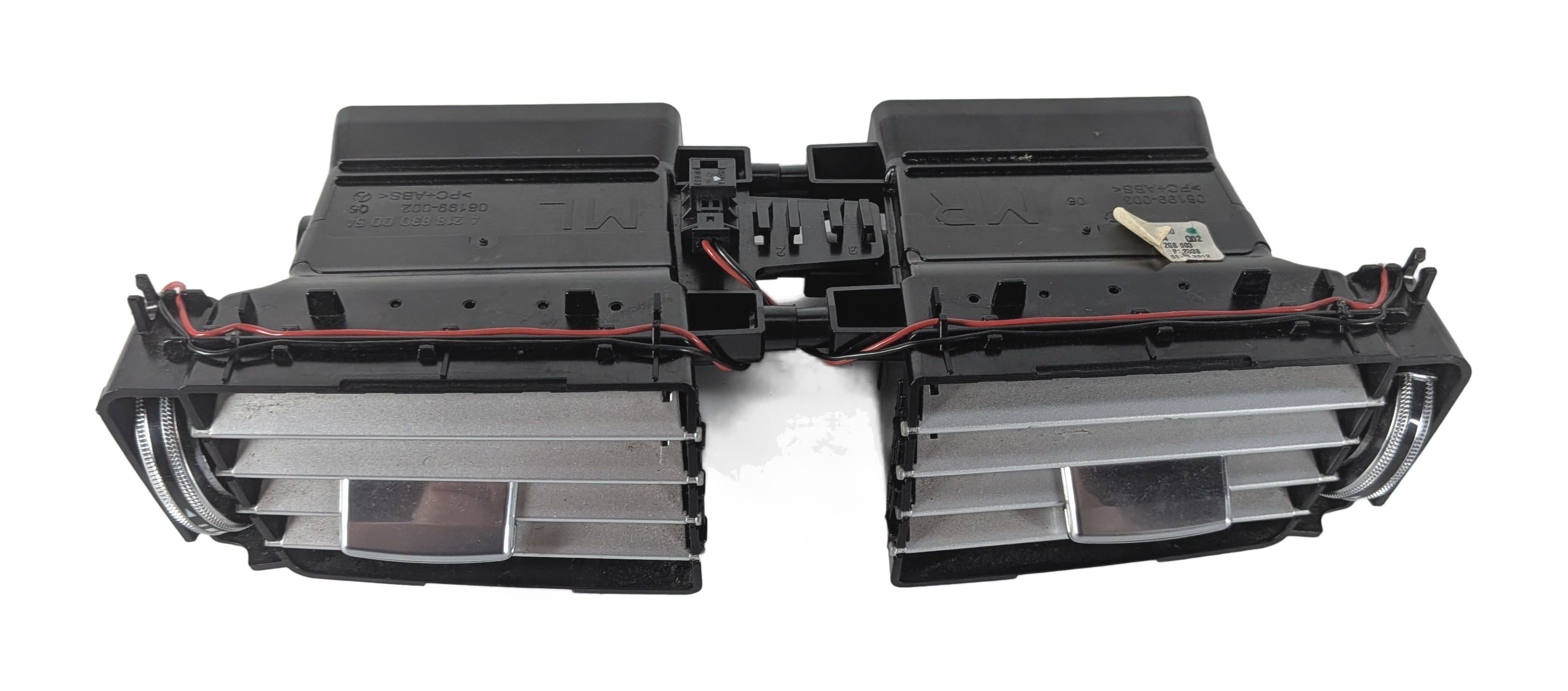 2013 MERCEDES CLS550 (W218) FRONT CENTER DASH HEAT AIR AC VENT (Black) — exact item pictured