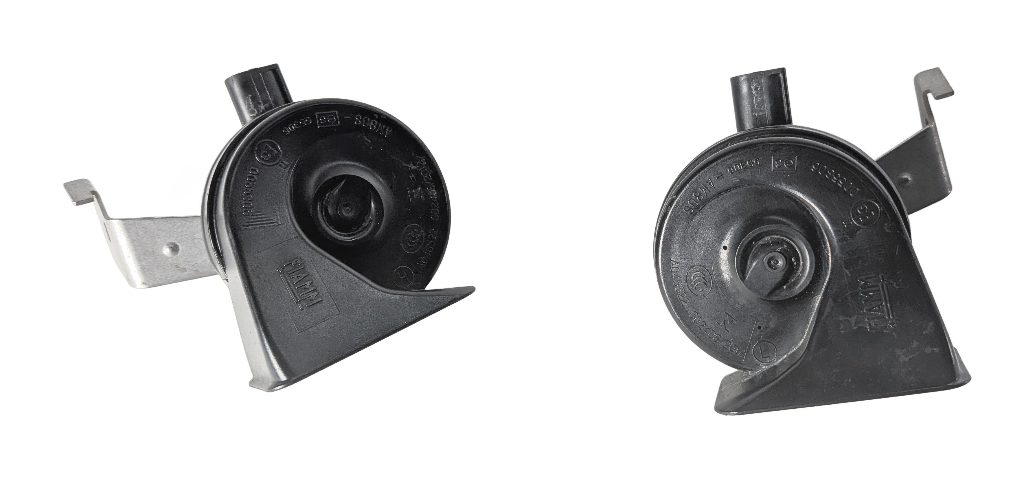16-22 BMW X1 F48 FRONT HIGH LOW TONE NOTE HORN SET/2 — exact item pictured