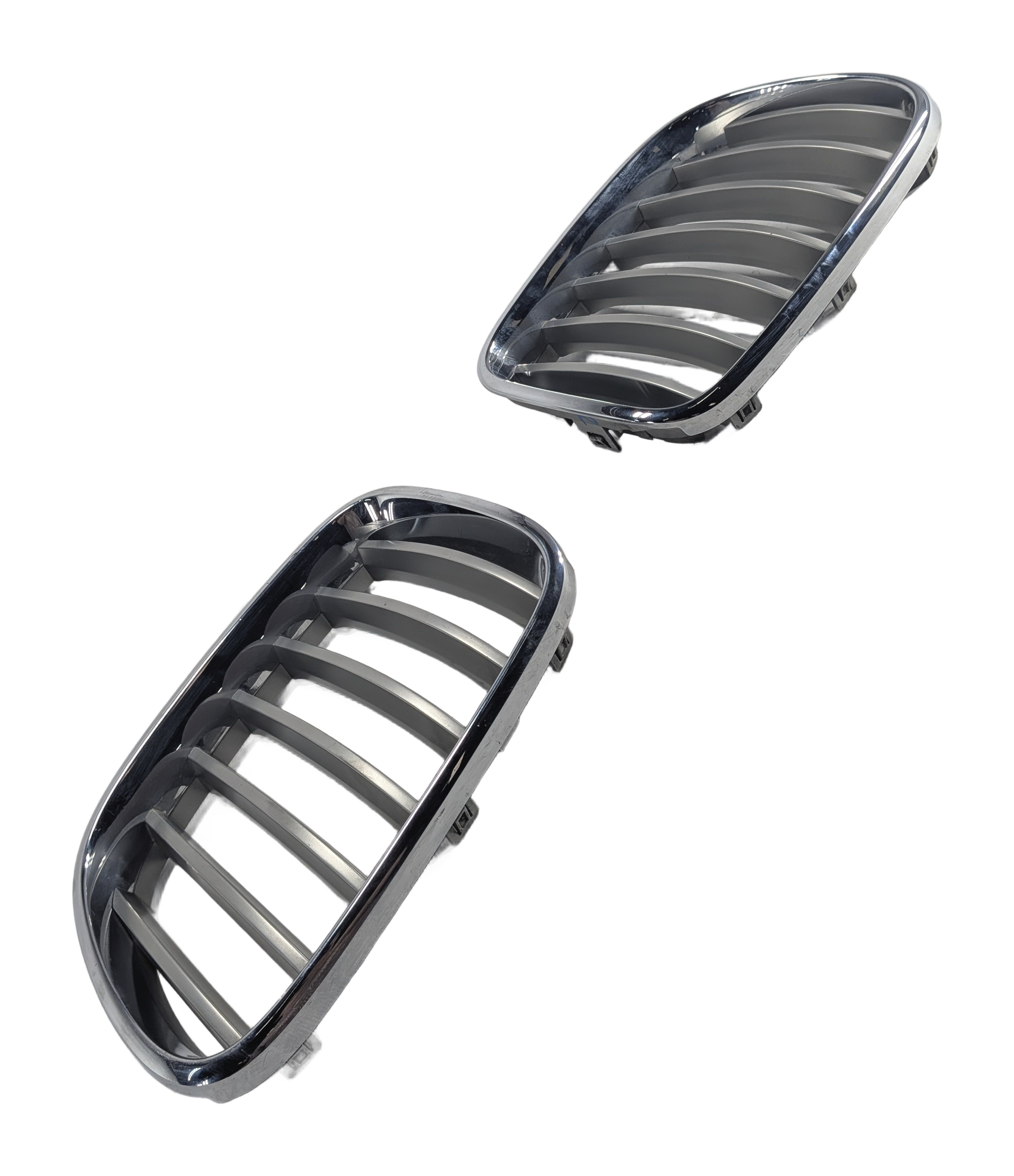 2013-2017 BMW X3 (F25) FRONT LEFT & RIGHT HOOD VENT TRIM GRILLE SET/2 — exact item pictured