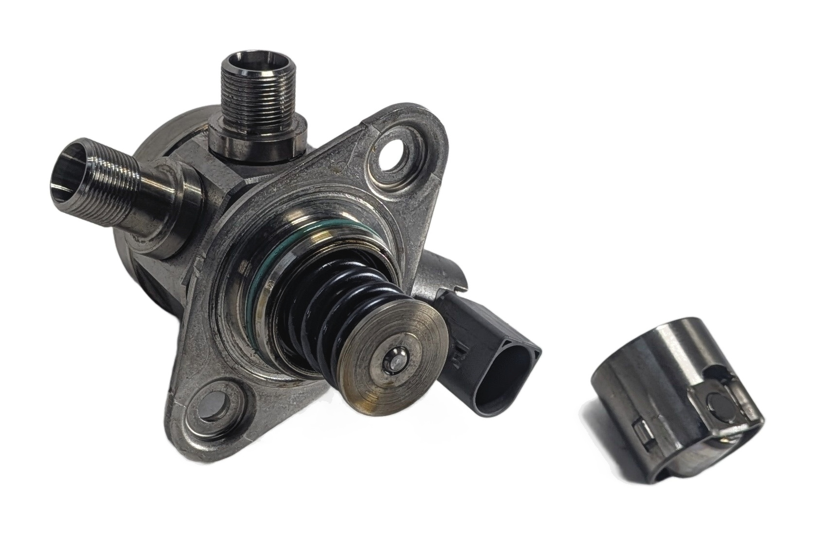 11-20 MERCEDES E S SL GL (W205 W166 W212 X166 X253) V8 LEFT MECHANICAL FUEL PUMP — exact item pictured