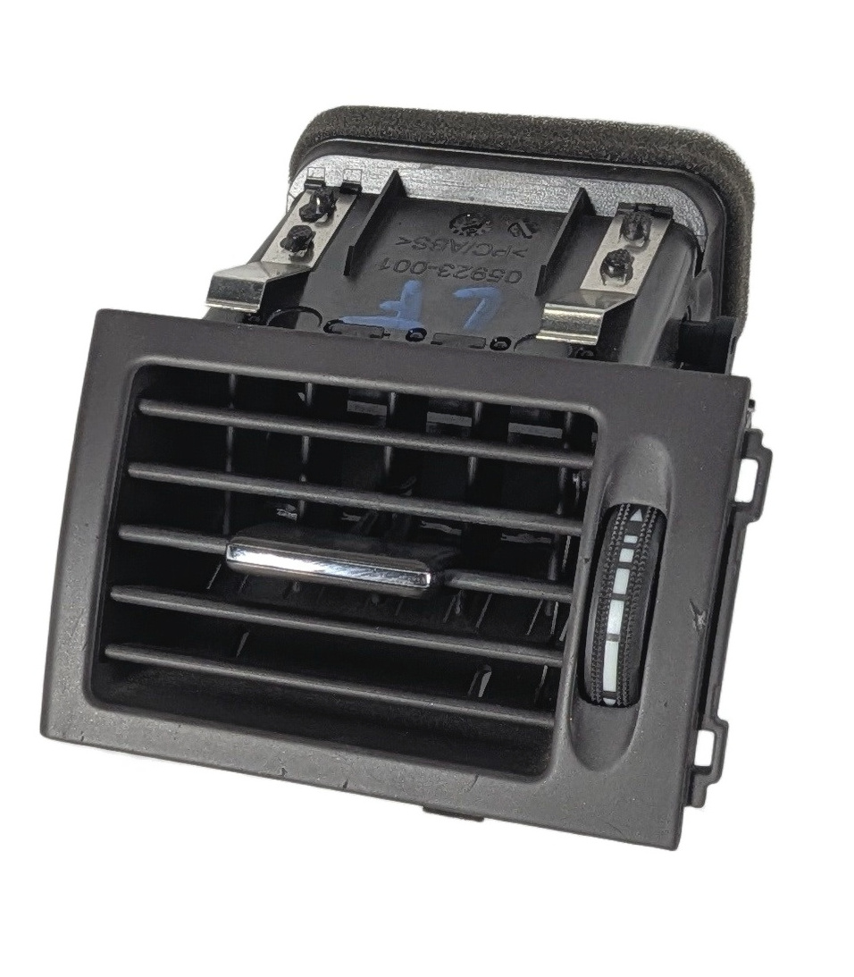 2011 MERCEDES C300 (W204) FRONT LEFT DRIVER DASH HEATER A/C AIR VENT (Black) — exact item pictured