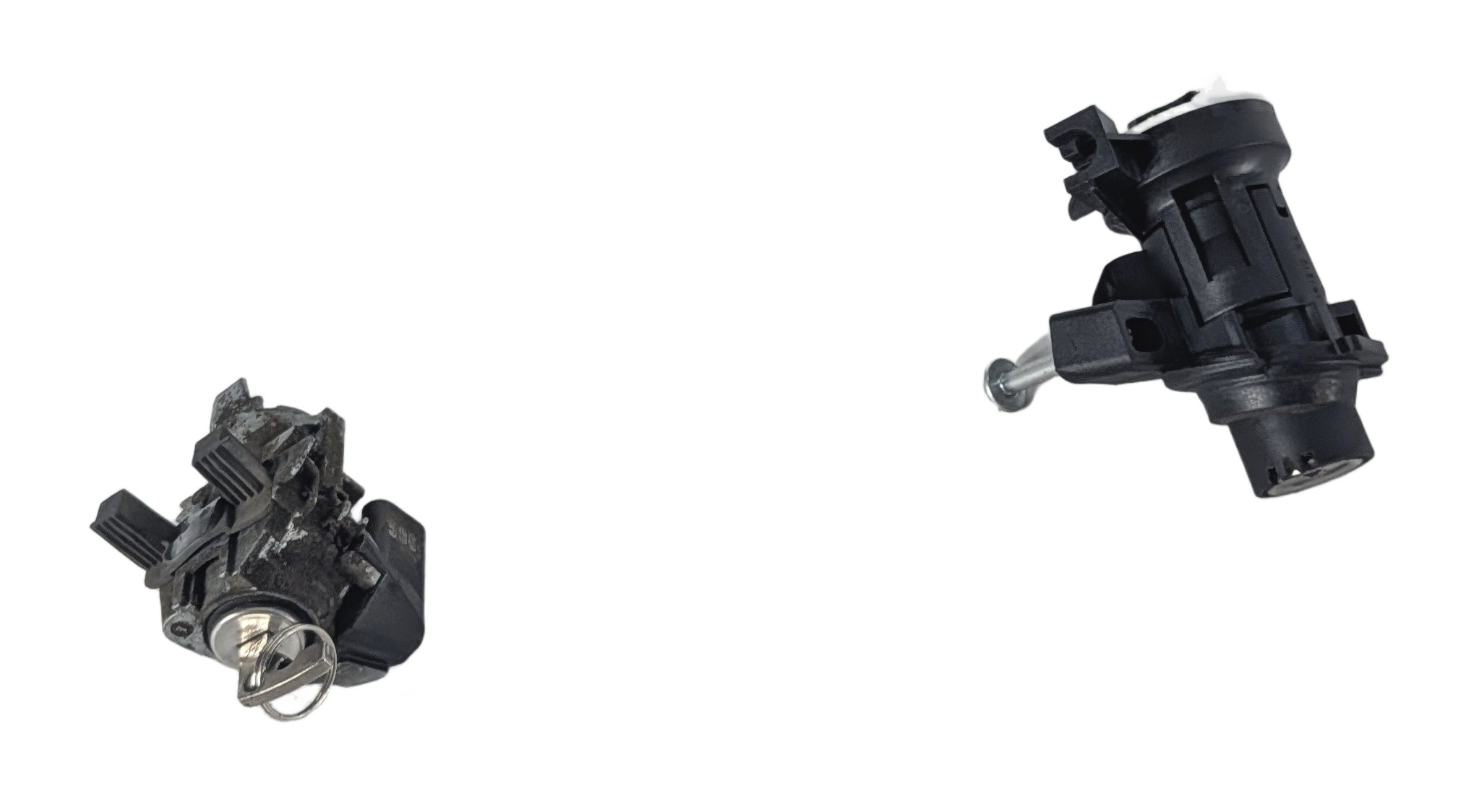 2011 MERCEDES C300 (W204) DRIVER DOOR & TRUNK LOCK CYLINDER SET/2 w/KEY BLADES — exact item pictured