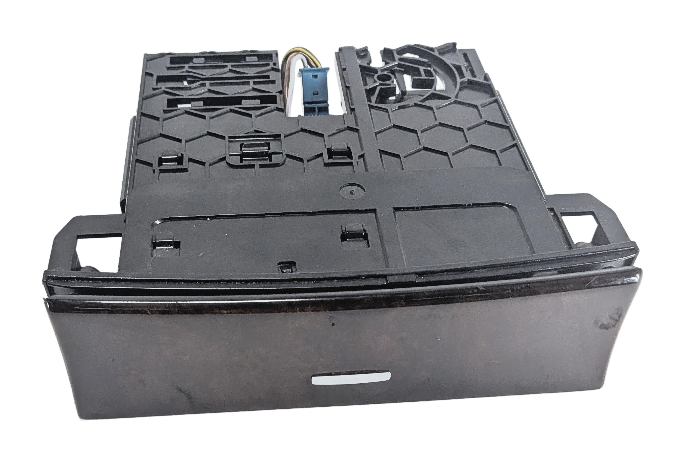 2010 MERCEDES GL450 (X164) CENTER CONSOLE ASHTRAY w/CIGARETTE LIGHTER SOCKET — exact item pictured