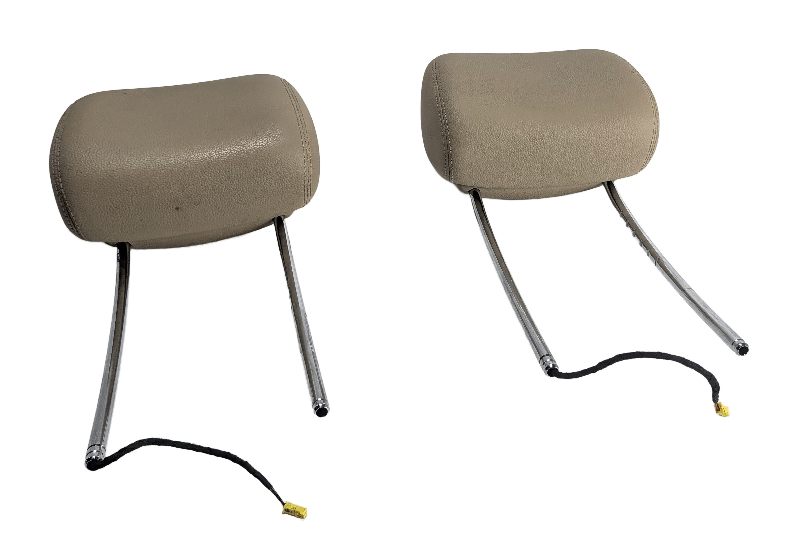 06-12 MERCEDES GL R FRONT LEFT DRIVER & RIGHT PASSENGER HEADREST SET (Brown) — exact item pictured