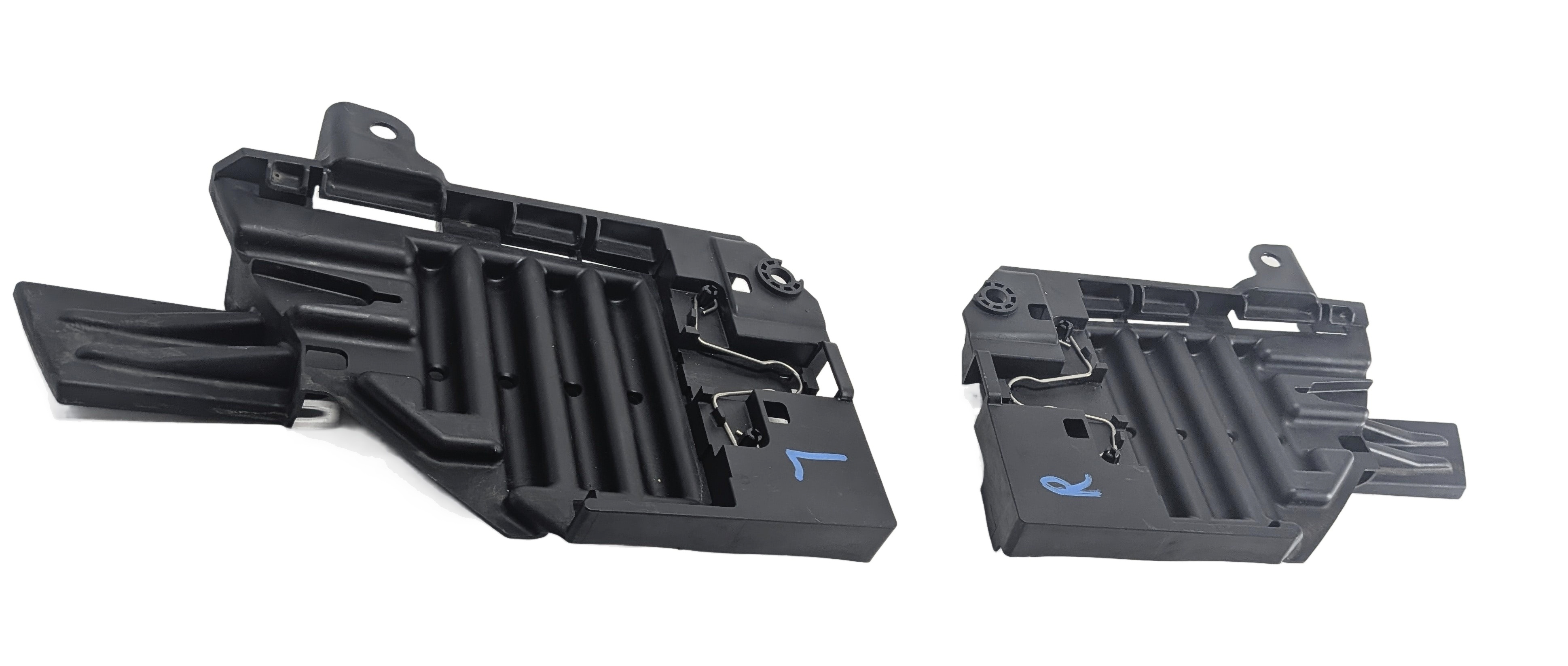 2018 LAND ROVER DISCOVERY SPORT (L550) FRONT HEADLIGHT BRACKET LEFT/RIGHT SET/2 — exact item pictured