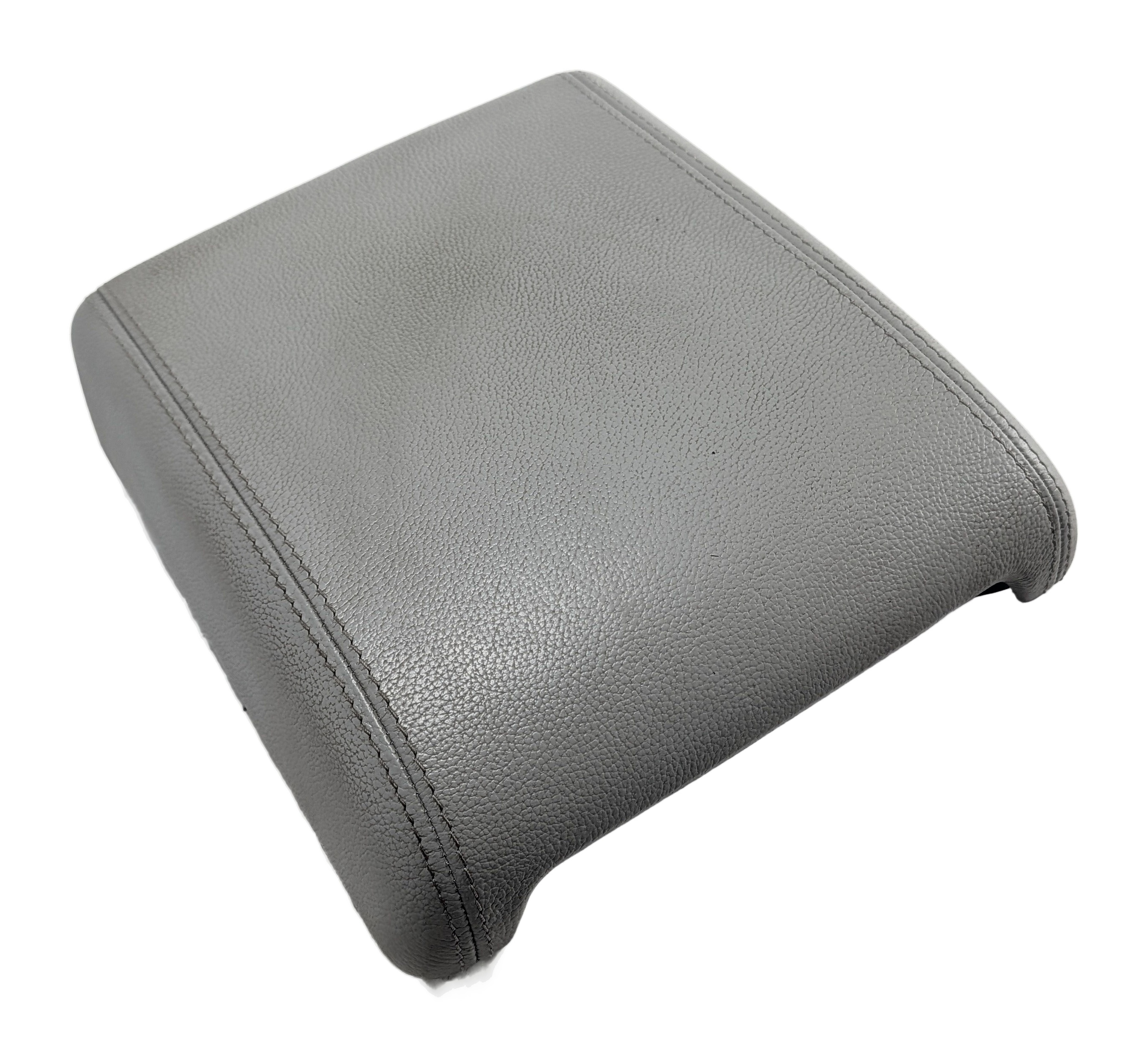 15-19 LAND ROVER DISCOVERY SPORT L550 FRONT CENTER CONSOLE ARMREST LID (Cirrus) — exact item pictured