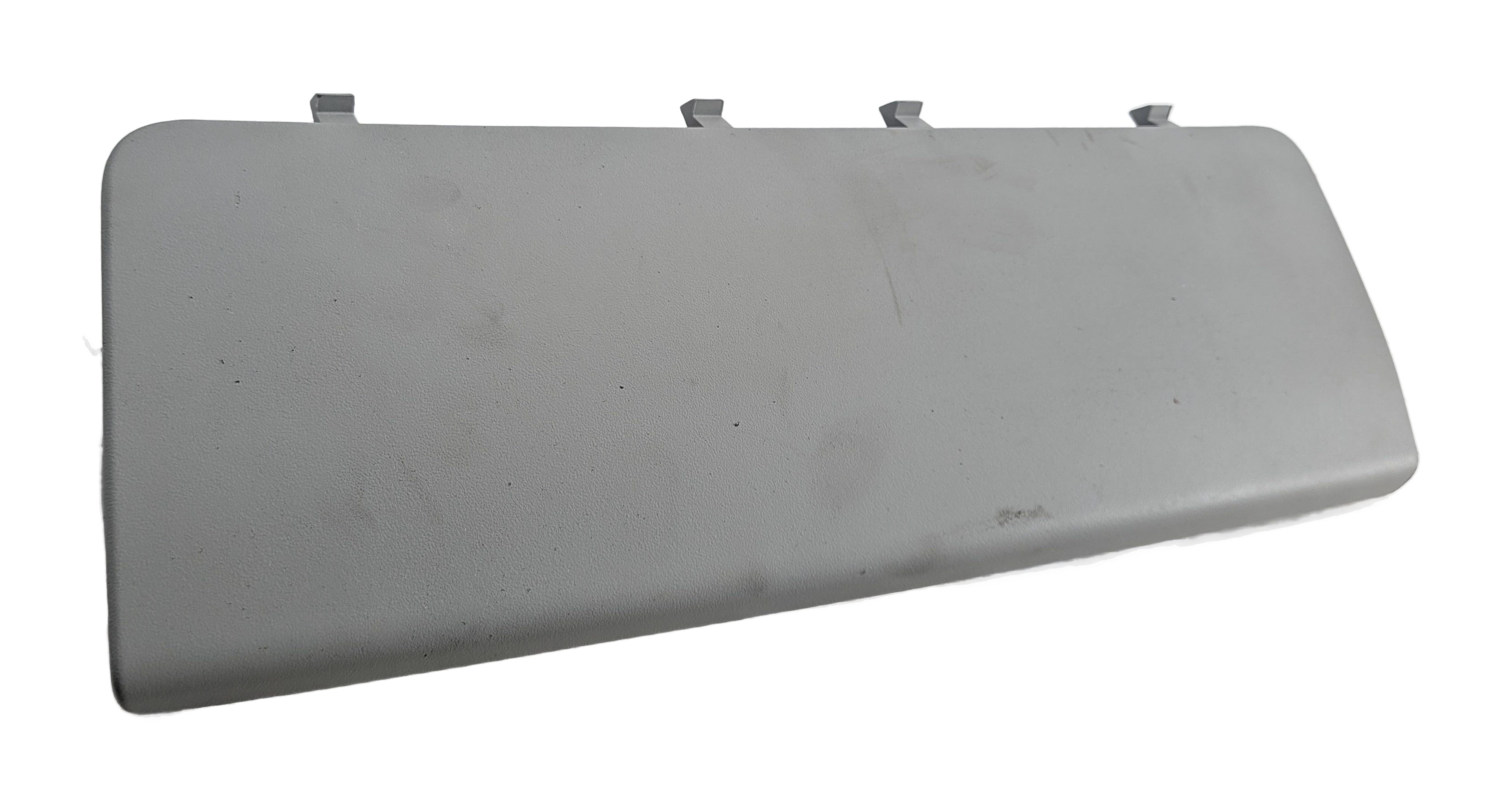 2015-2019 LAND ROVER DISCOVERY SPORT (L550) LEFT DRIVER KNEE AIRBAG (GREY) — exact item pictured