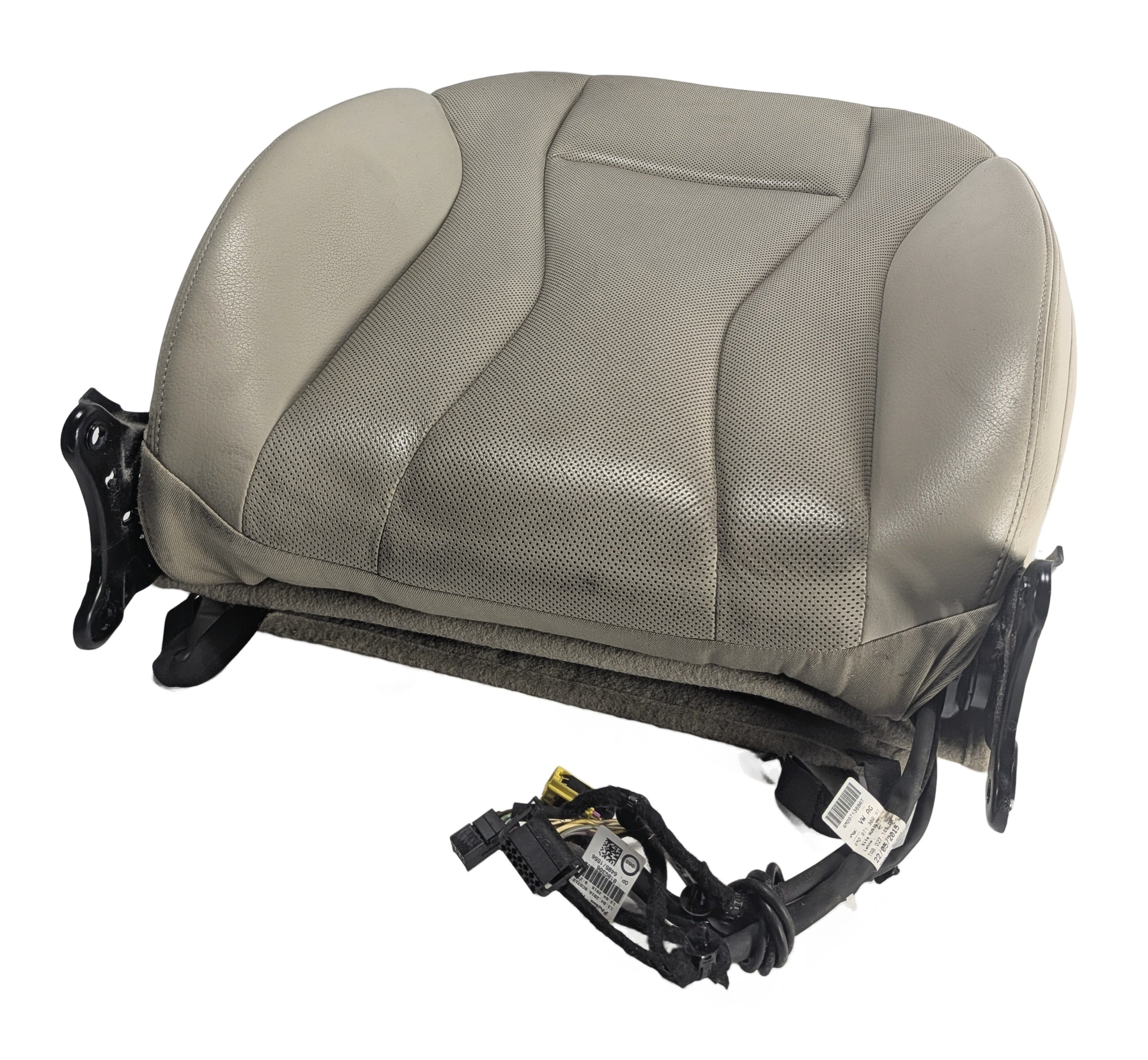 2017 AUDI Q7 (4M) FRONT LEFT DRIVER SEAT BACK CUSHION HEATED VENT (Beige) — exact item pictured