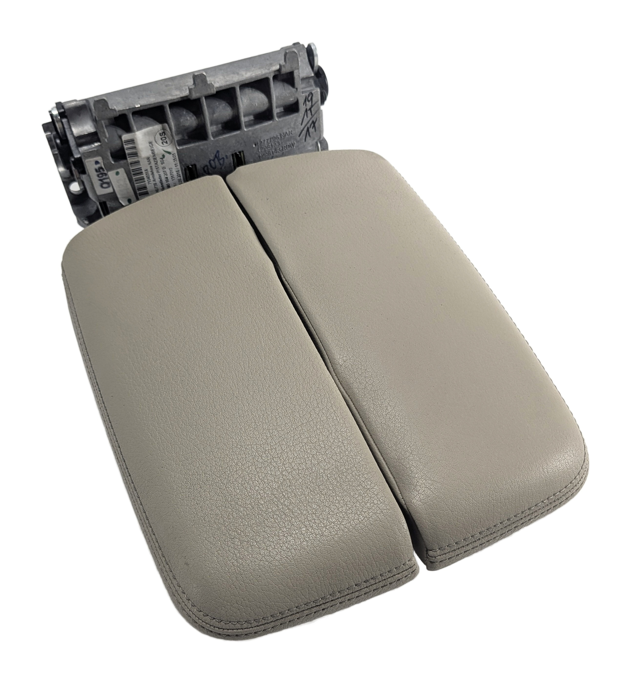 2017-2019 AUDI Q7 (4M) FRONT CENTER CONSOLE ARMREST LID LEATHERETTE (Beige) — exact item pictured