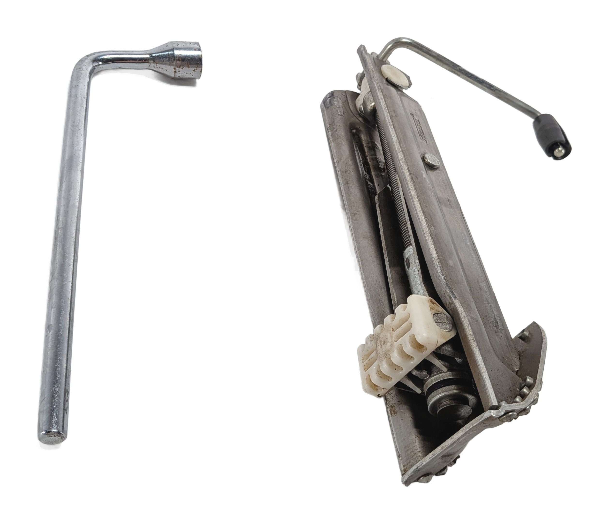 2003-2020 MERCEDES C E CLK CLS SLK (A207 C207 C209 R172) SPARE TIRE JACK TOOL — exact item pictured