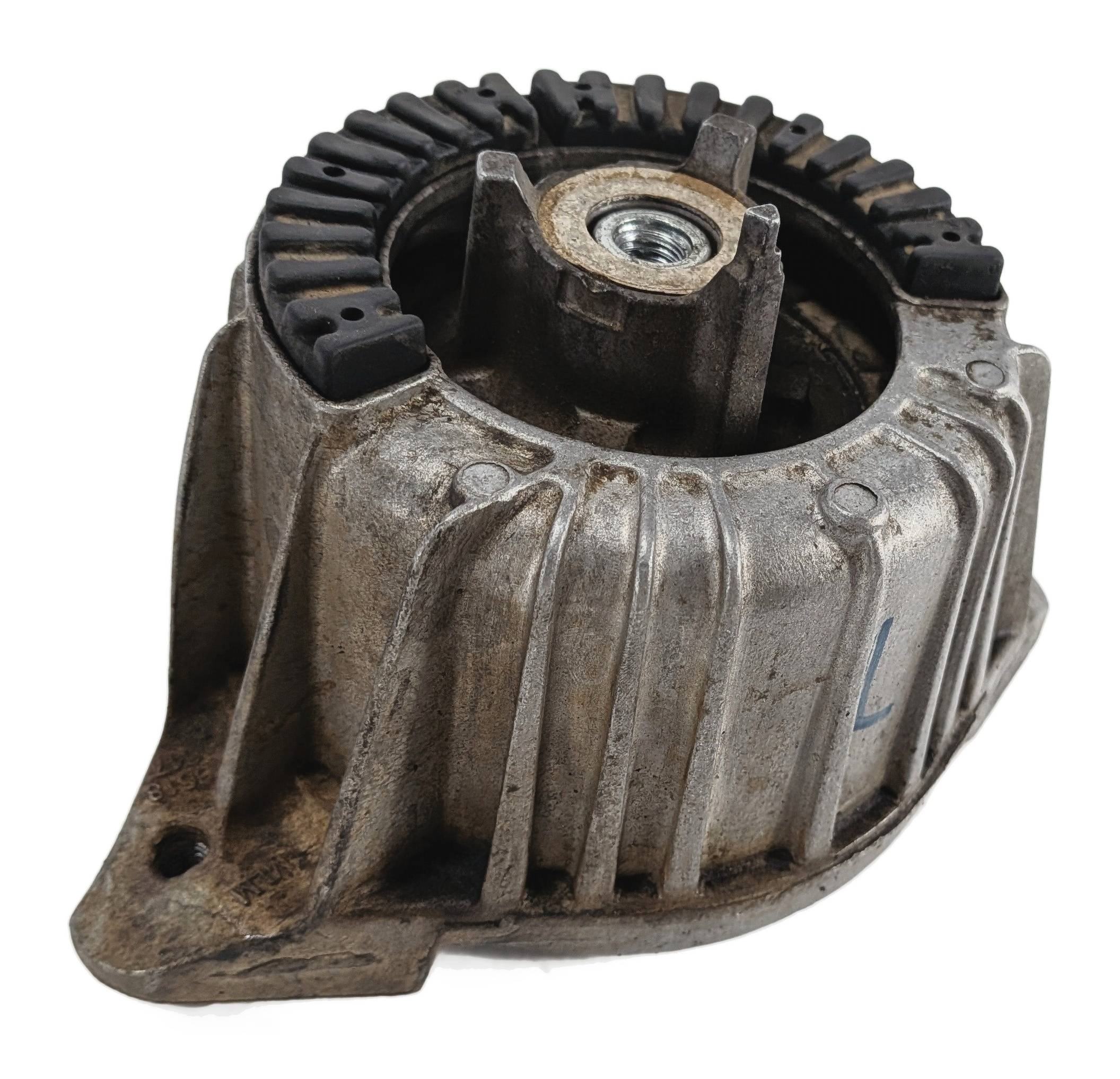 2011 MERCEDES E350 (W212) 3.0L (OM642) ENGINE LEFT DRIVER MOTOR MOUNT SUPPORT — exact item pictured