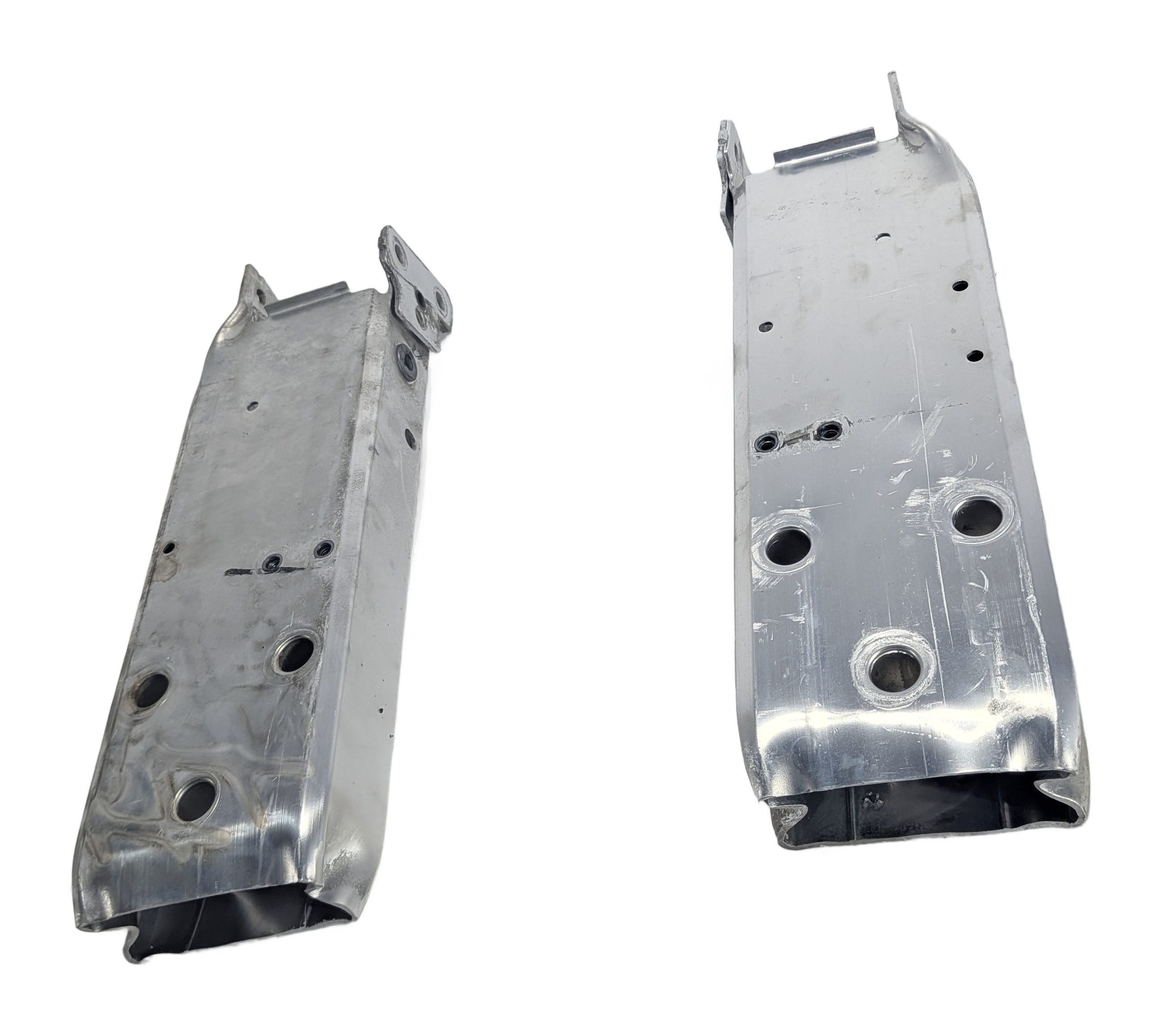 12-21 BMW 2 3 4 SERIES (F22 F30 F32) FRONT BUMPER REINFORCEMENT BRACKET SET/2 — exact item pictured