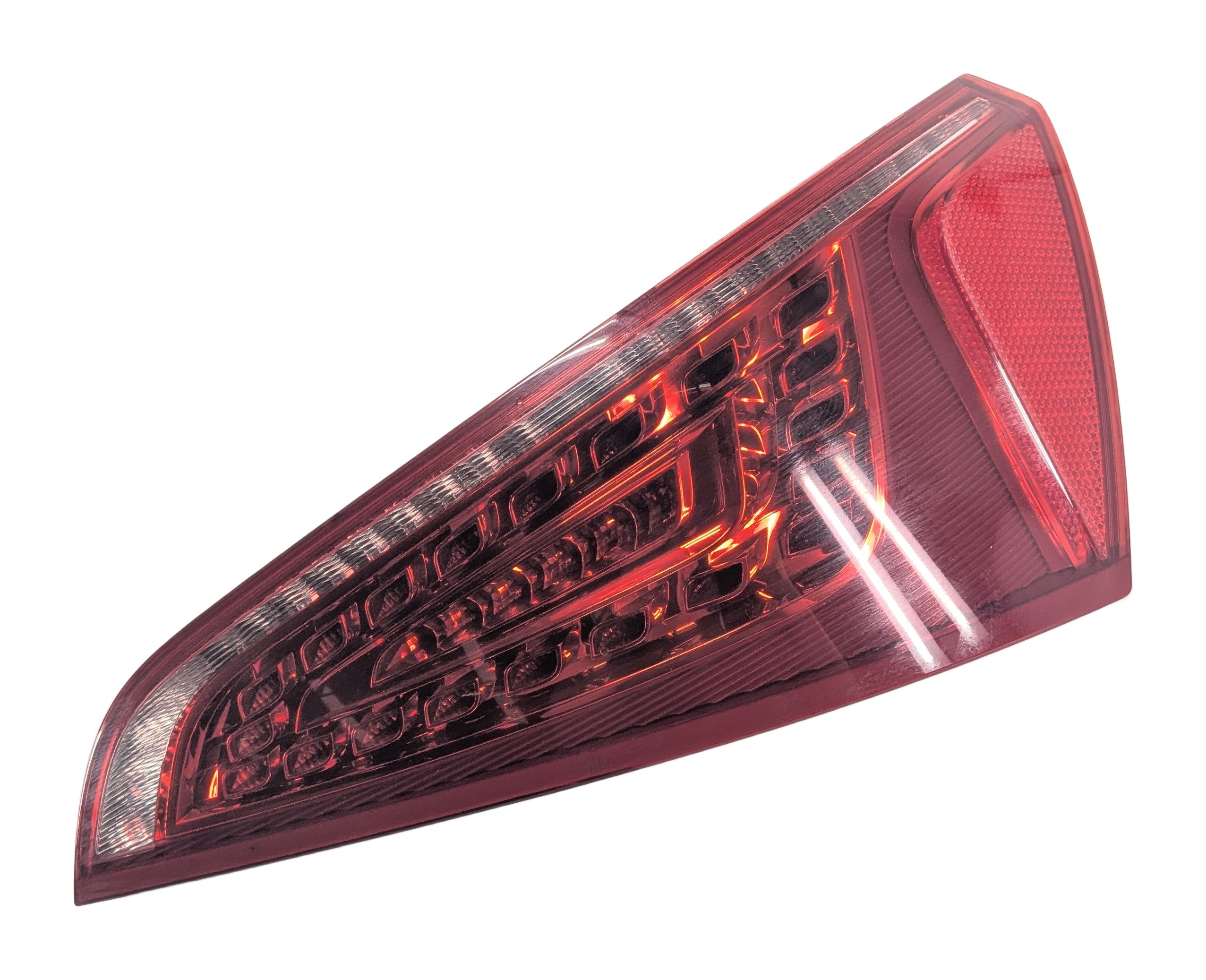 2009-2012 AUDI Q5 (8R) RIGHT PASSENGER REAR TRUNK TAILLIGHT BRAKE LIGHT LAMP — exact item pictured