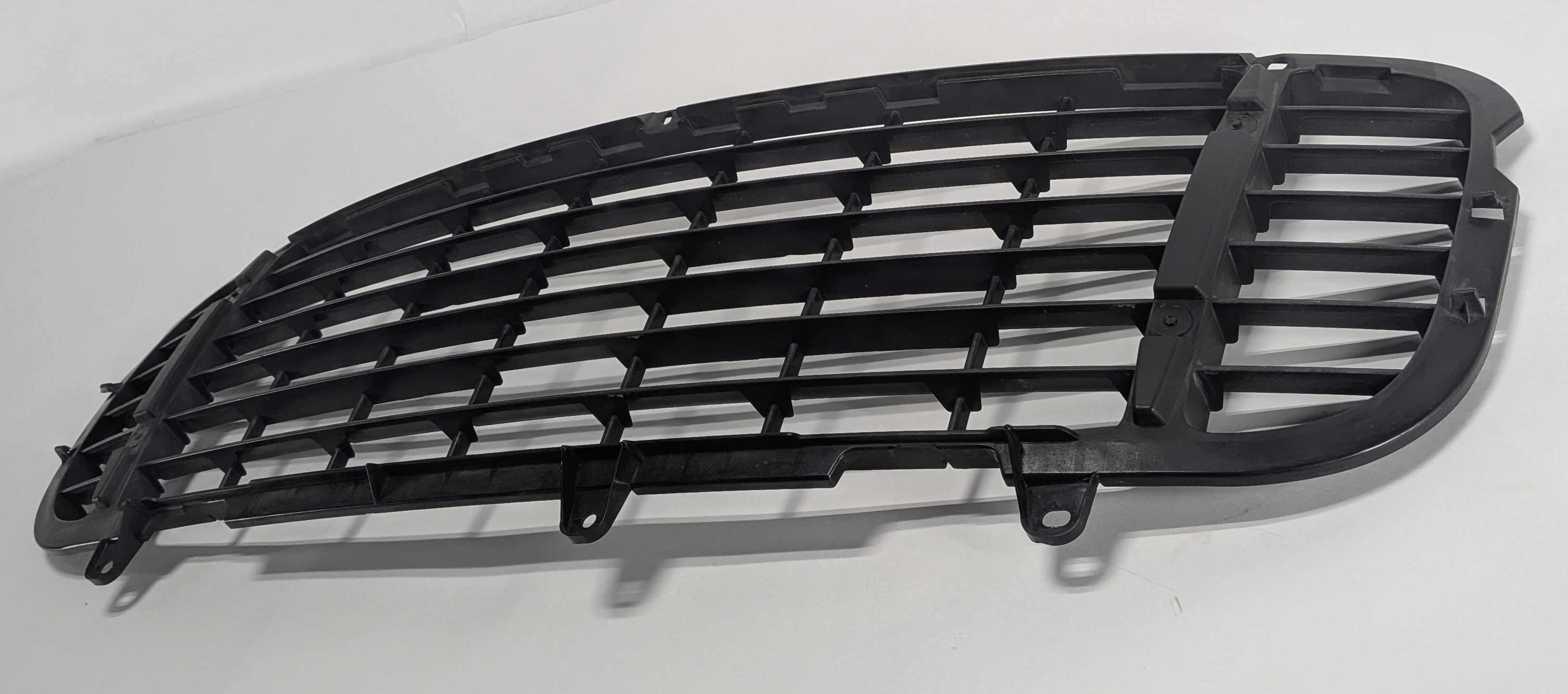 2008-2010 PORSCHE CAYENNE (957) FRONT LOWER CENTER BUMPER GRILLE GRILL INSERT — exact item pictured
