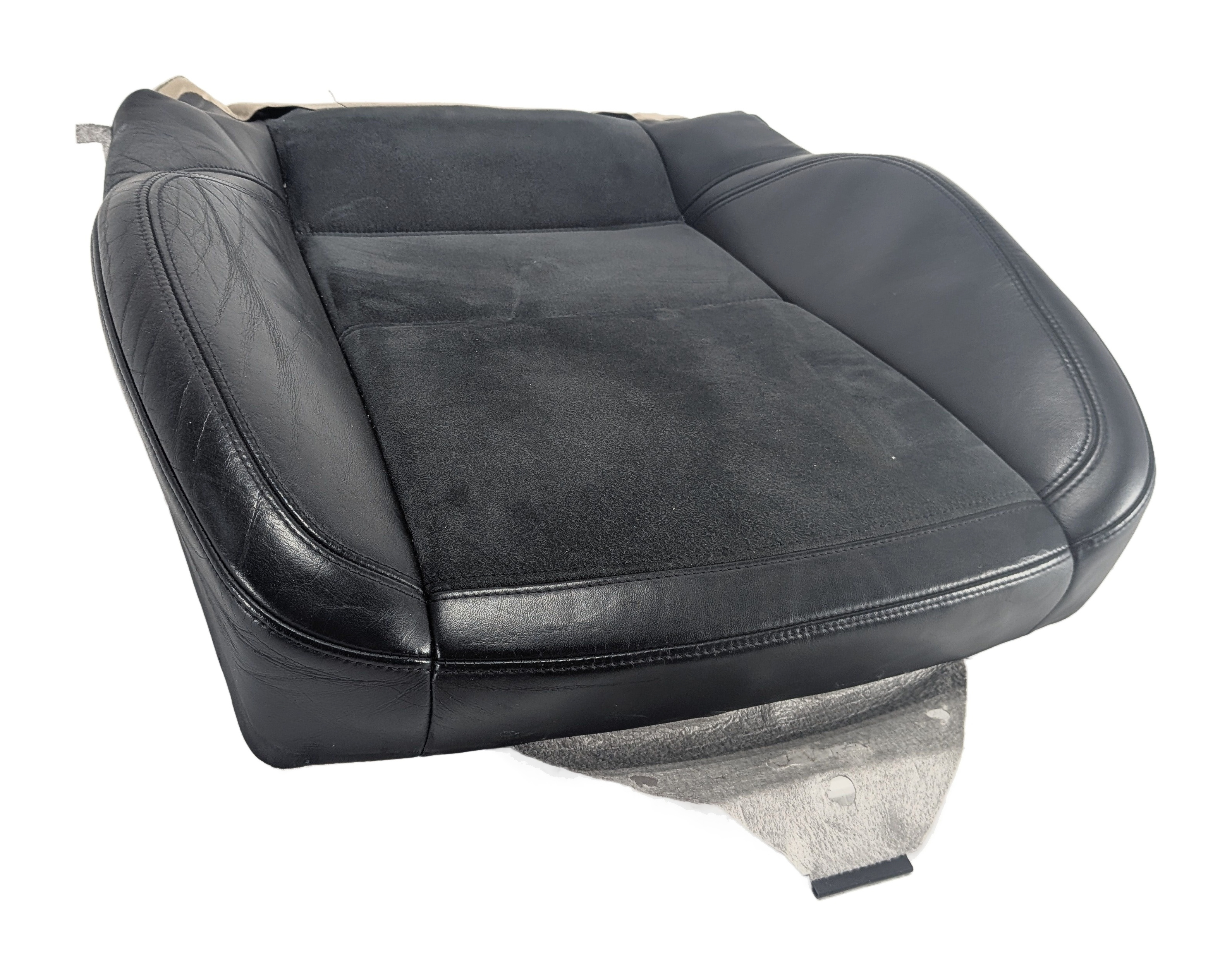 2010 PORSCHE CAYENNE (955 957) FRONT RIGHT SEAT CUSHION SPORT HEATED (Black) — exact item pictured