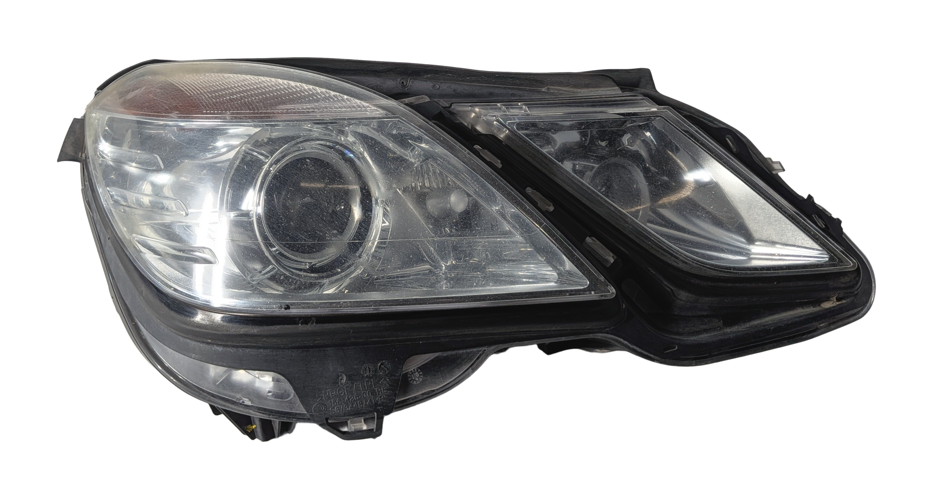 10-13 MERCEDES E350 (W212) FRONT RIGHT BI-XENON HID ADAPTIVE HEADLIGHT w/BALLAST — exact item pictured