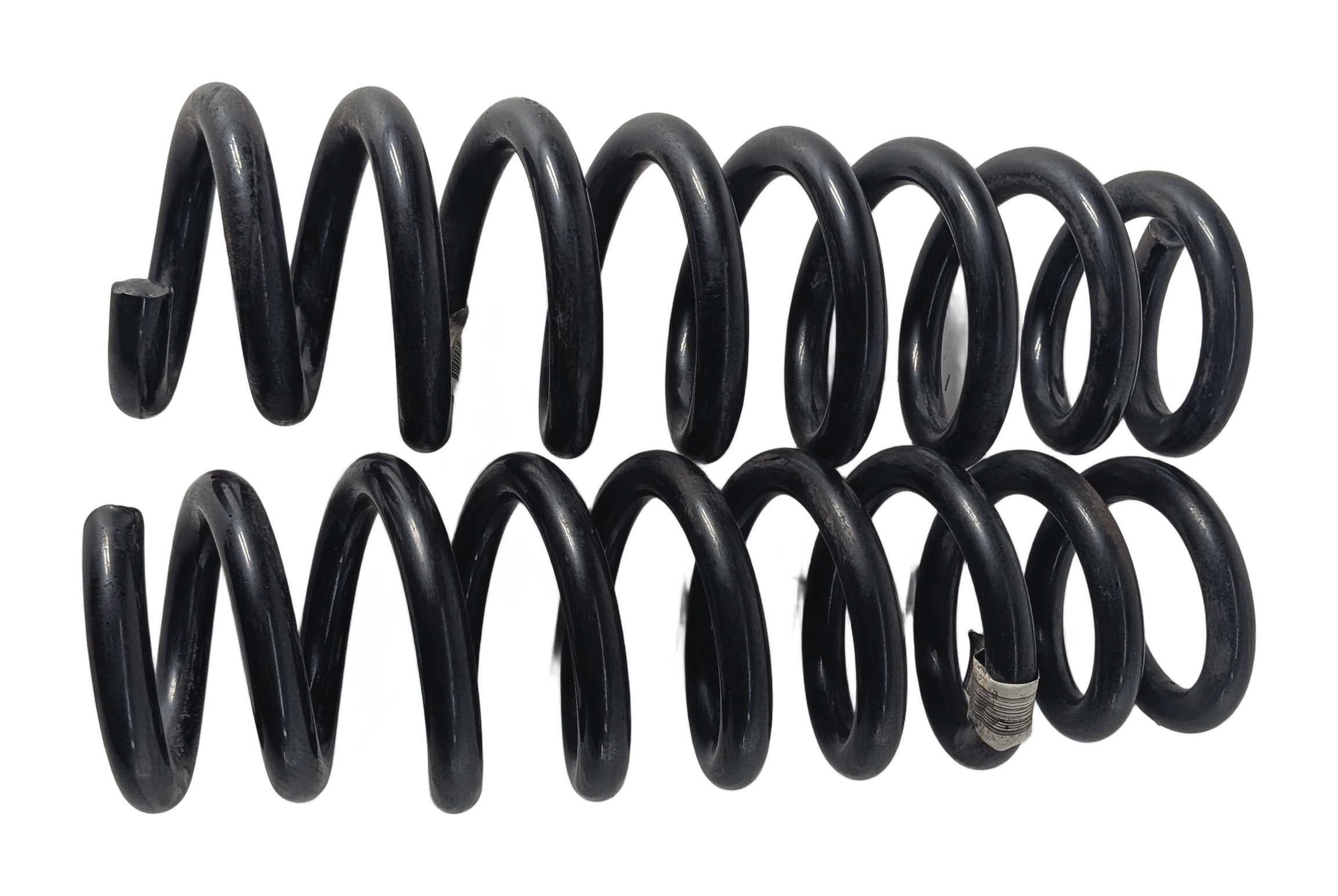 15-19 BMW 328iGT 330iGT 330E 330i (F30 F34) REAR LEFT RIGHT COIL SPRING SET-2 — exact item pictured