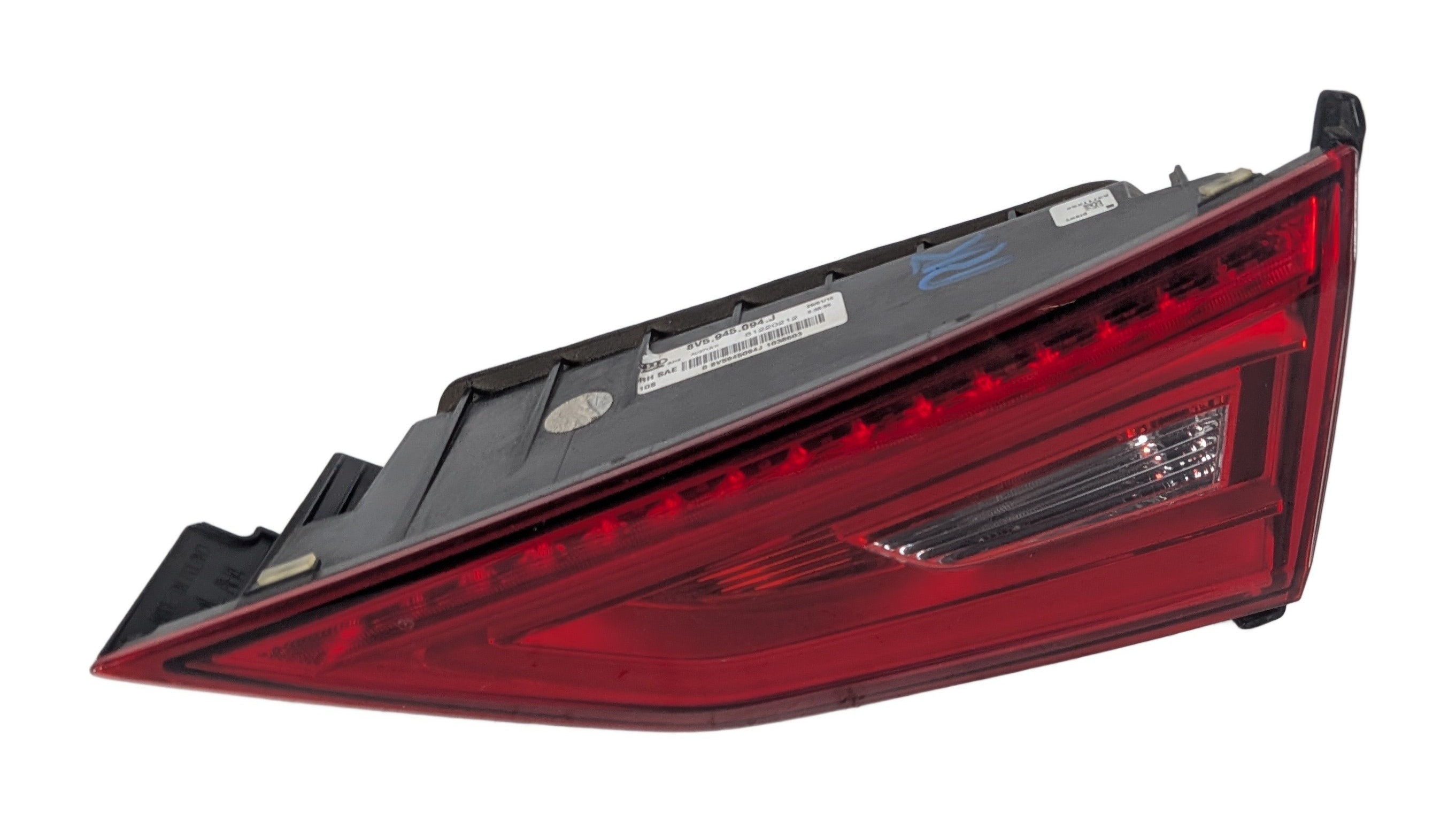 2015-2016 AUDI A3 S3 (8V) SEDAN CONVERTIBLE RIGHT INNER LED TAILLIGHT LIGHT LAMP — exact item pictured