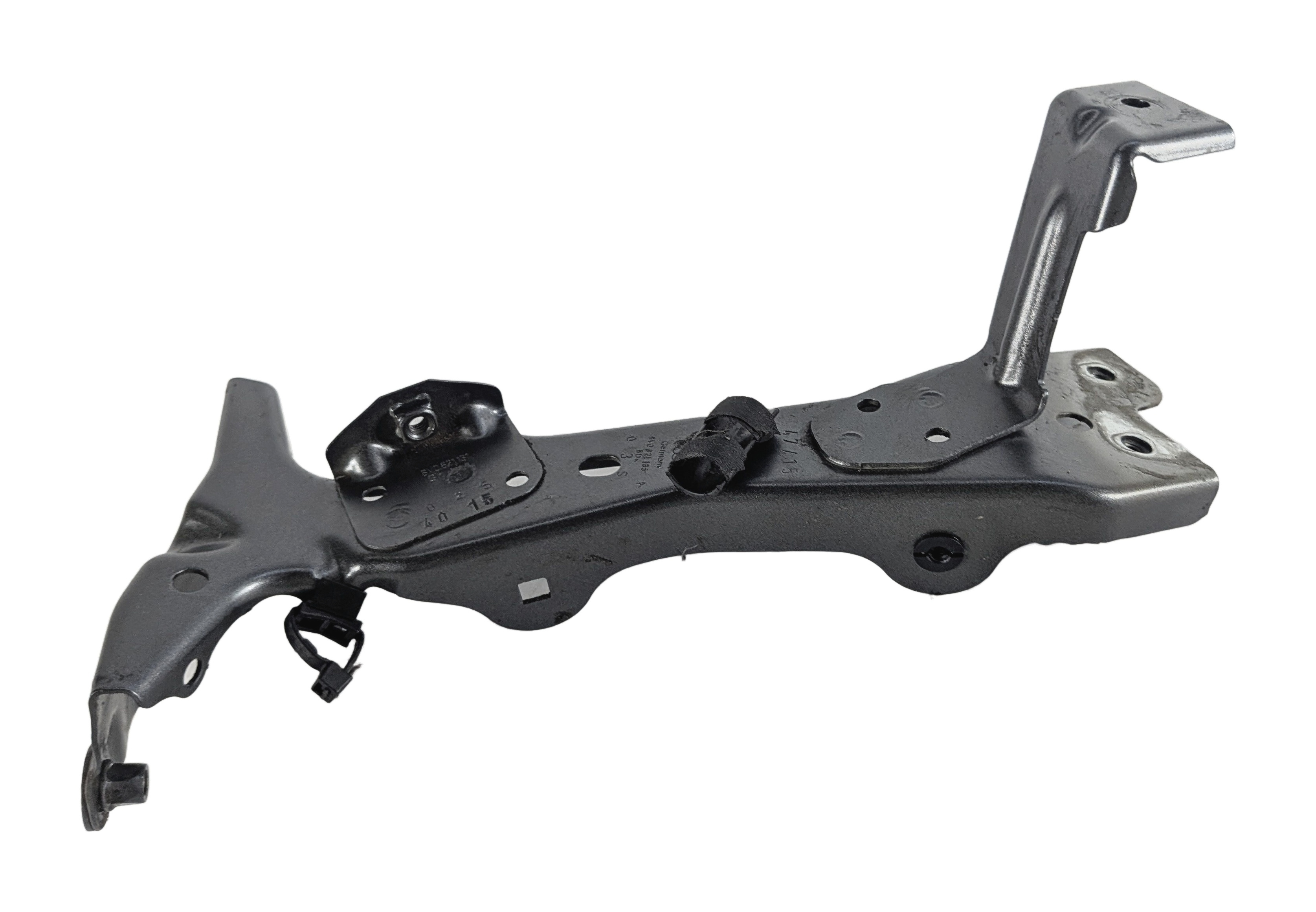 2016 AUDI A3 (8V) FRONT LEFT DRIVER FENDER MOUNTING SUPPORT BRACKET — exact item pictured