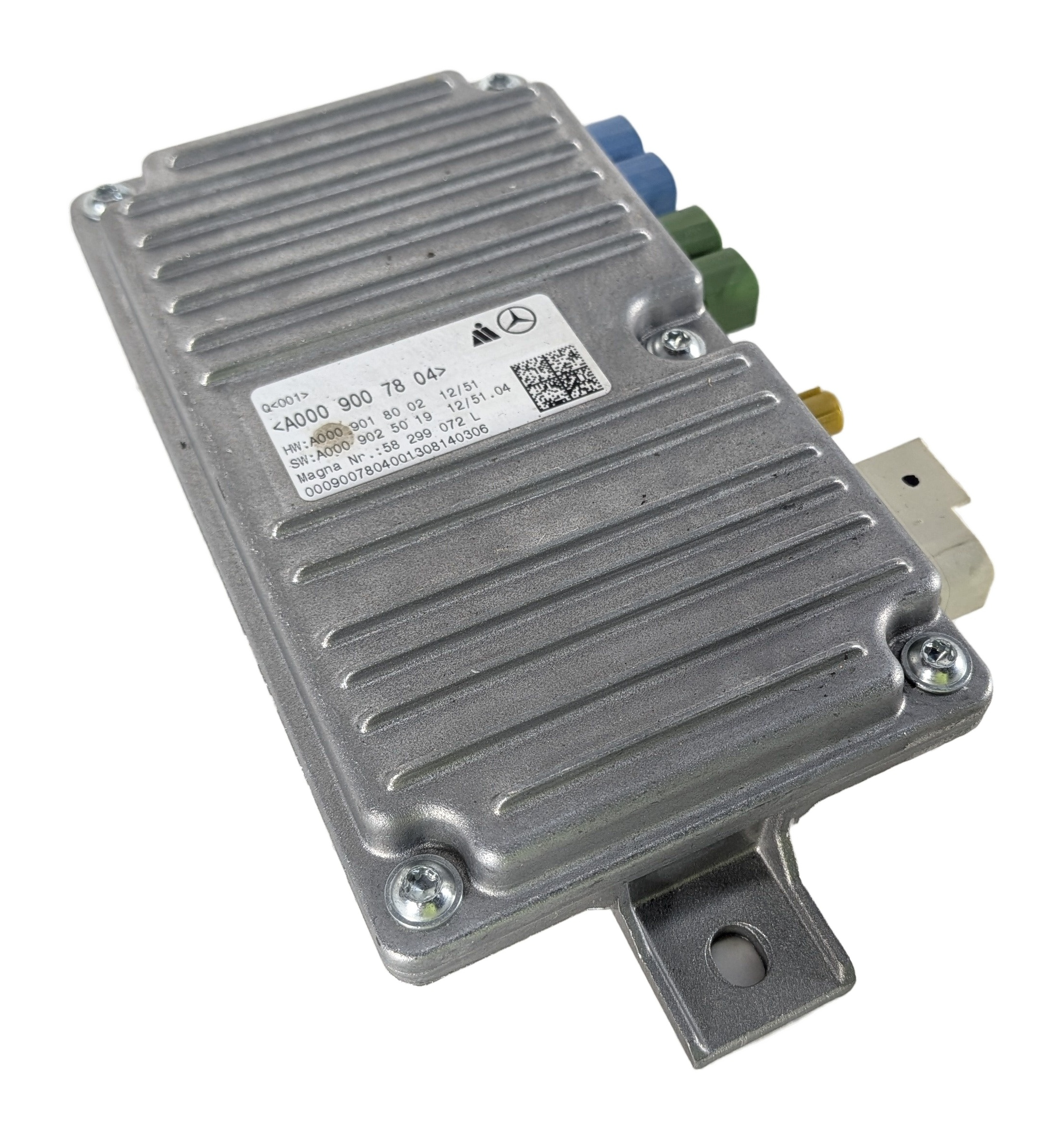 2013-2016 MERCEDES GL ML CLASS (W166 X166) SURROUND VIEW CAMERA CONTROL MODULE — exact item pictured