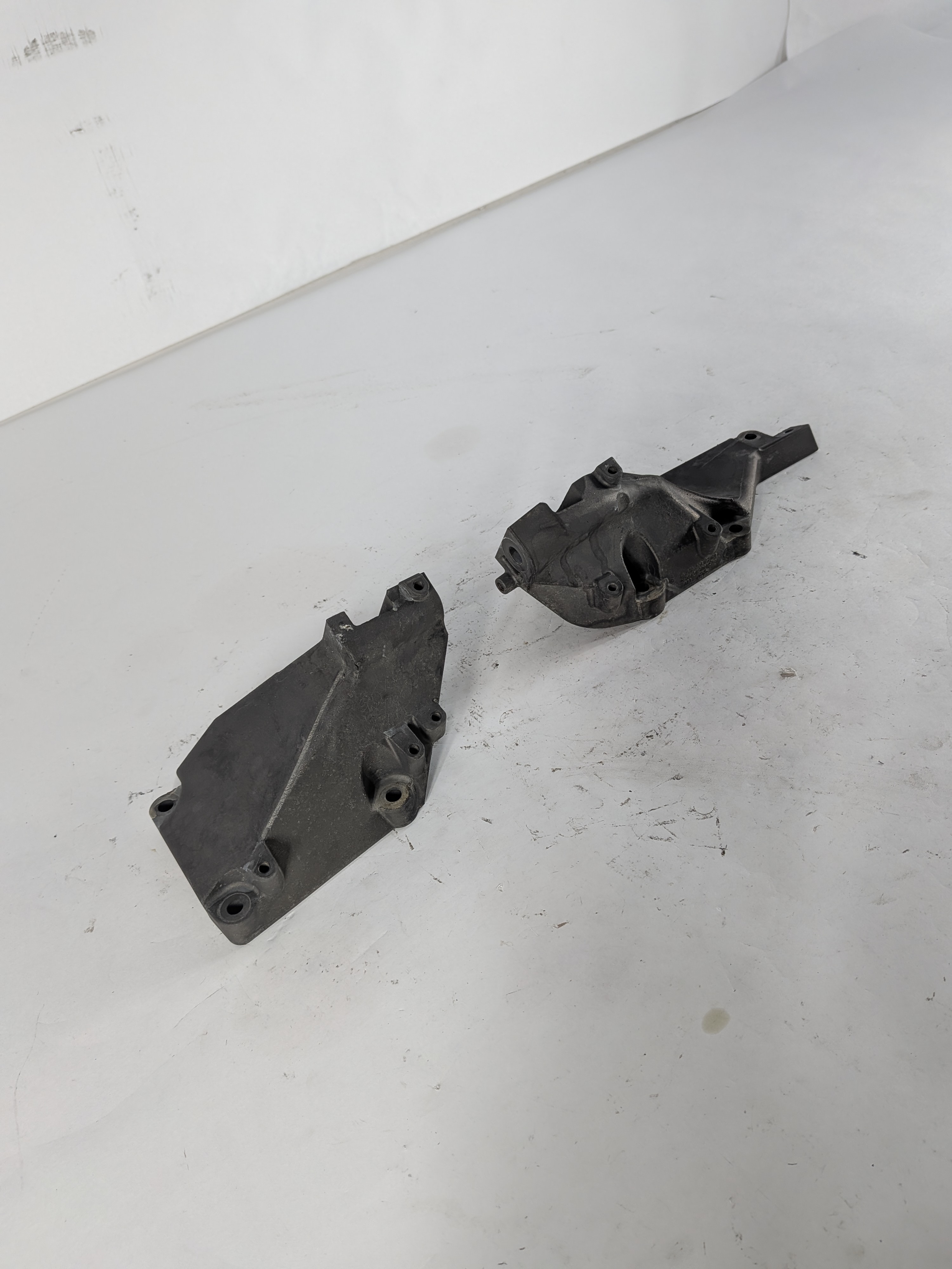 2014 MERCEDES GL550 (X166) 4.6L M278 ENGINE LEFT/RIGHT MOTOR MOUNT BRACKET SET/2 — exact item pictured