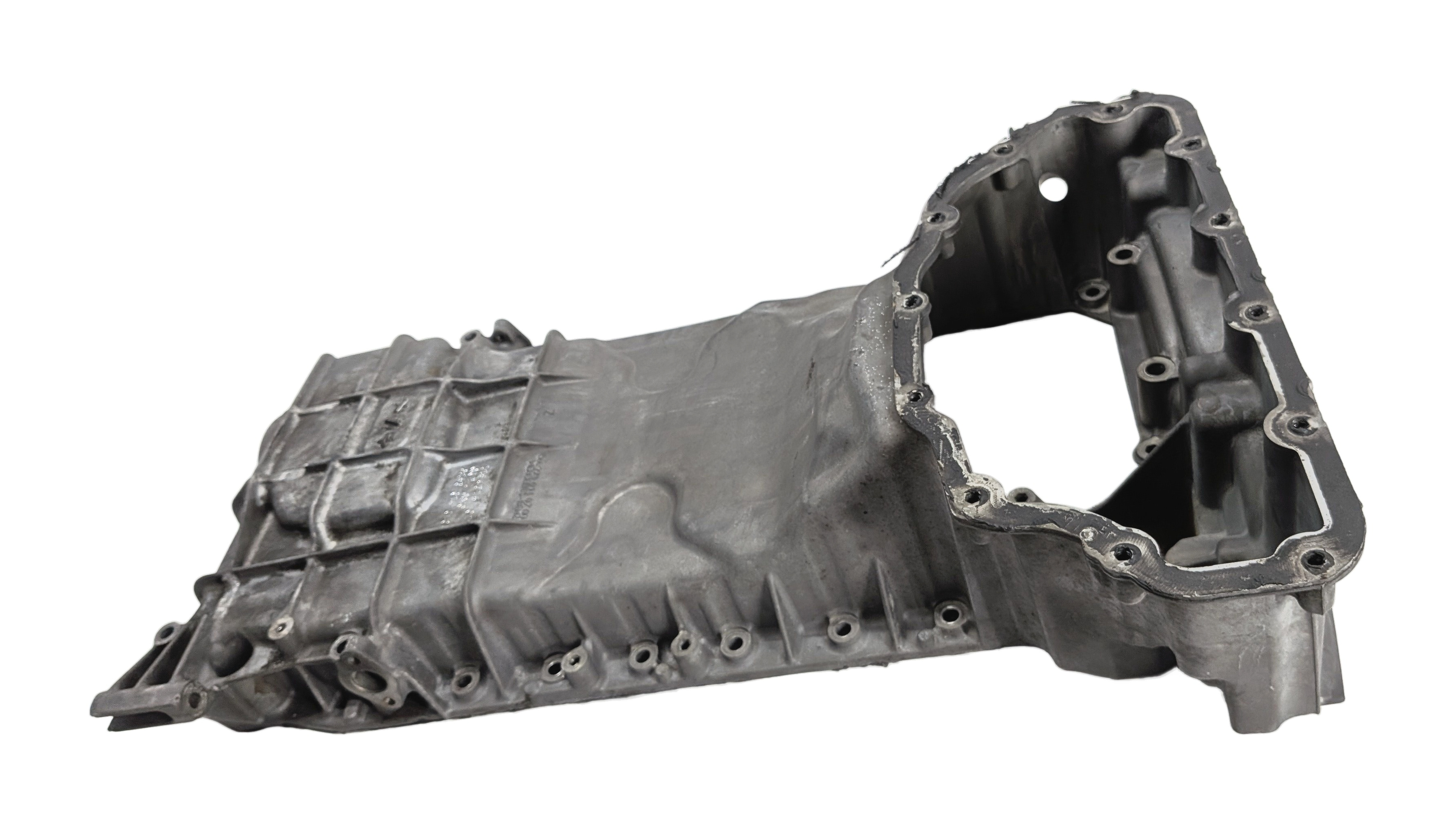 2012-2019 MERCEDES E63 GL63 GLE63 GLS63 SL63 AMG 5.5L M157 UPPER ENGINE OIL PAN — exact item pictured