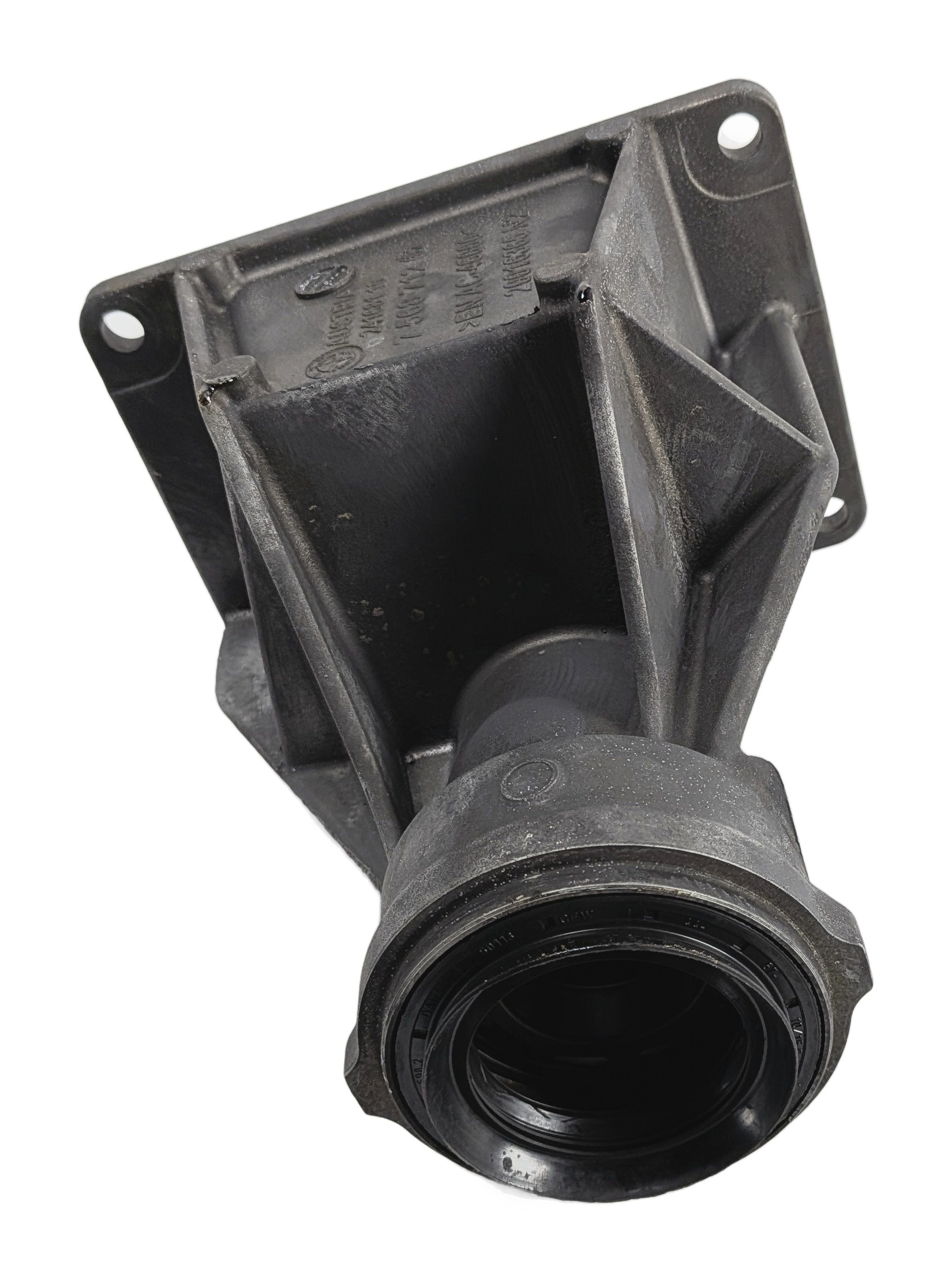 2016 BMW X5 (F15) FRONT AXLE DIFFERENTIAL DIFF SUPPORT MOUNT BRACKET — exact item pictured