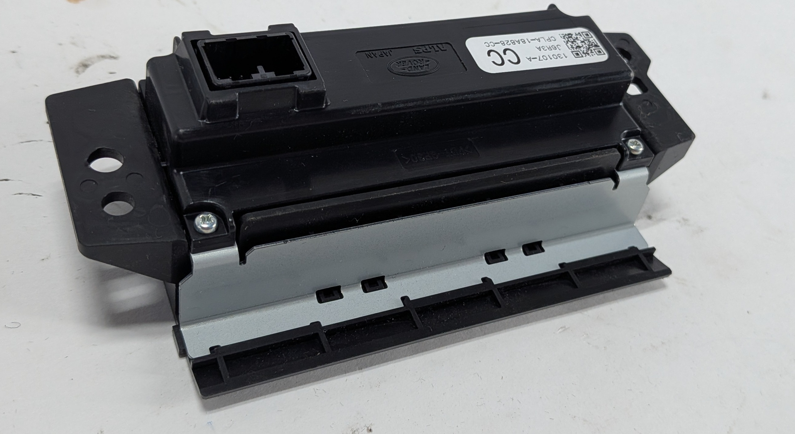 2013 RANGE ROVER (L405) CENTER DASH SCREEN RIGHT TOUCH CONTROL MODULE — exact item pictured