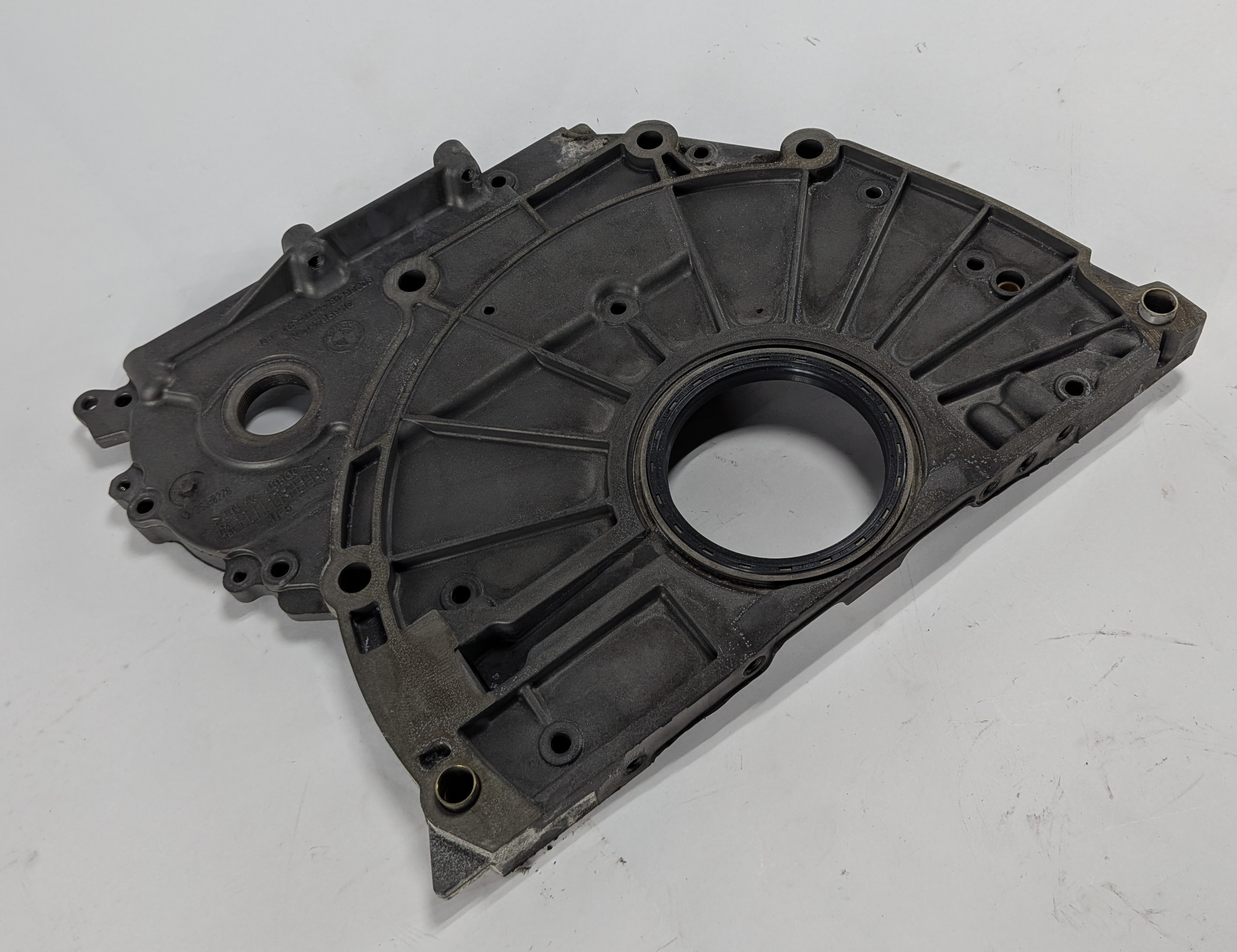 2014-2015 BMW 535i 740i X5 F10 F01 F15 3.0L DIESEL ENGINE MOTOR TIMING COVER — exact item pictured