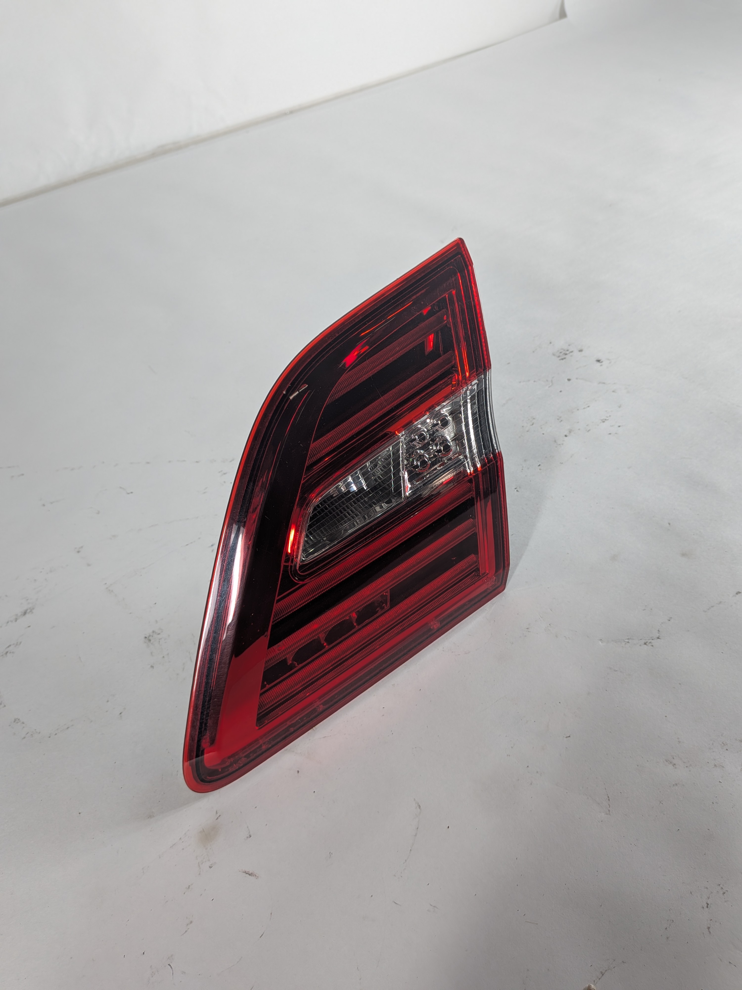 12-15 MERCEDES ML CLASS (W166) RIGHT PASSENGER REAR INNER TAILLIGHT LIGHT LAMP — exact item pictured
