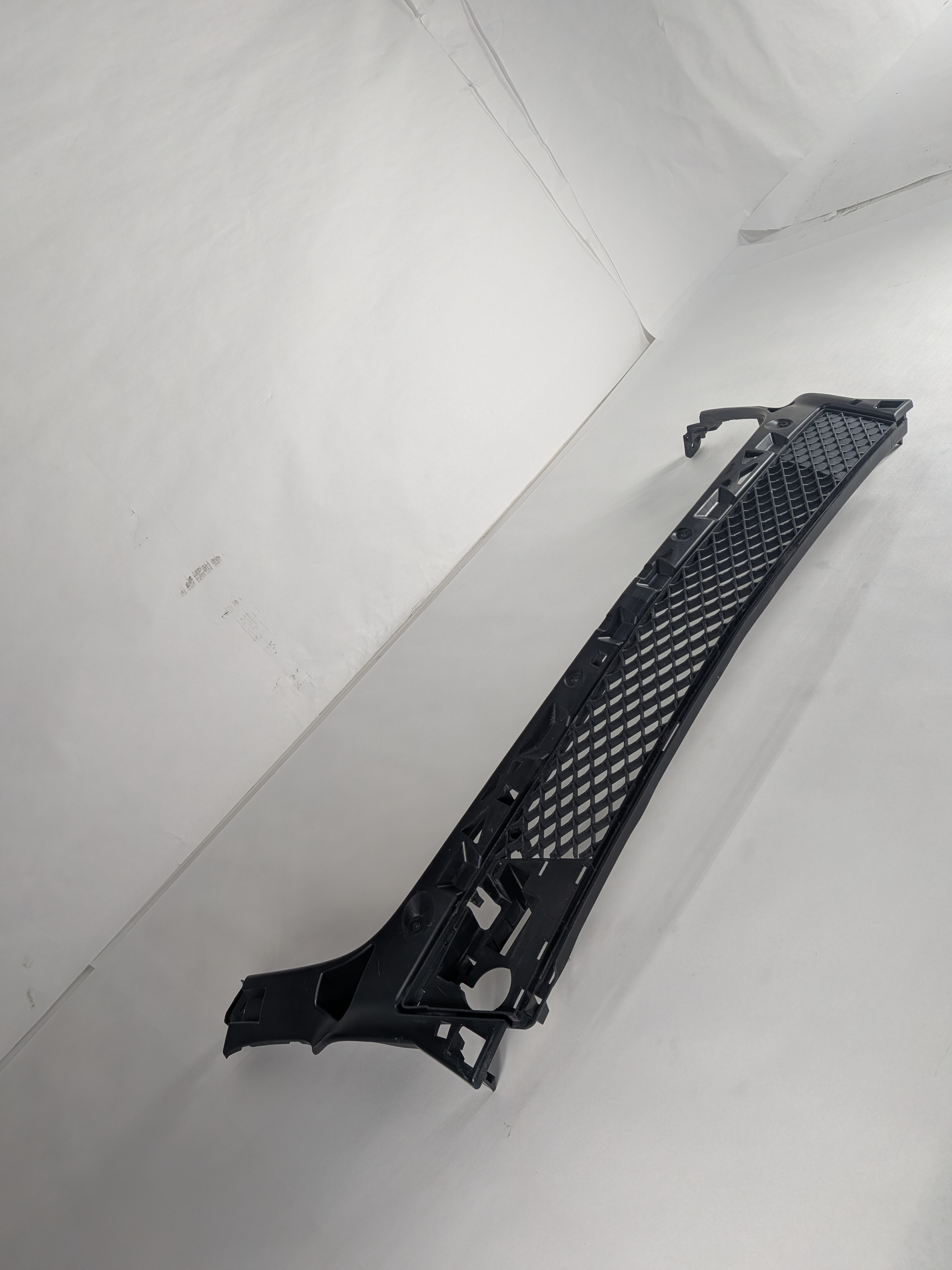 12-15 MERCEDES ML250 ML350 W166 FRONT CENTER LOWER BUMPER GRILLE GRILL INSERT — exact item pictured