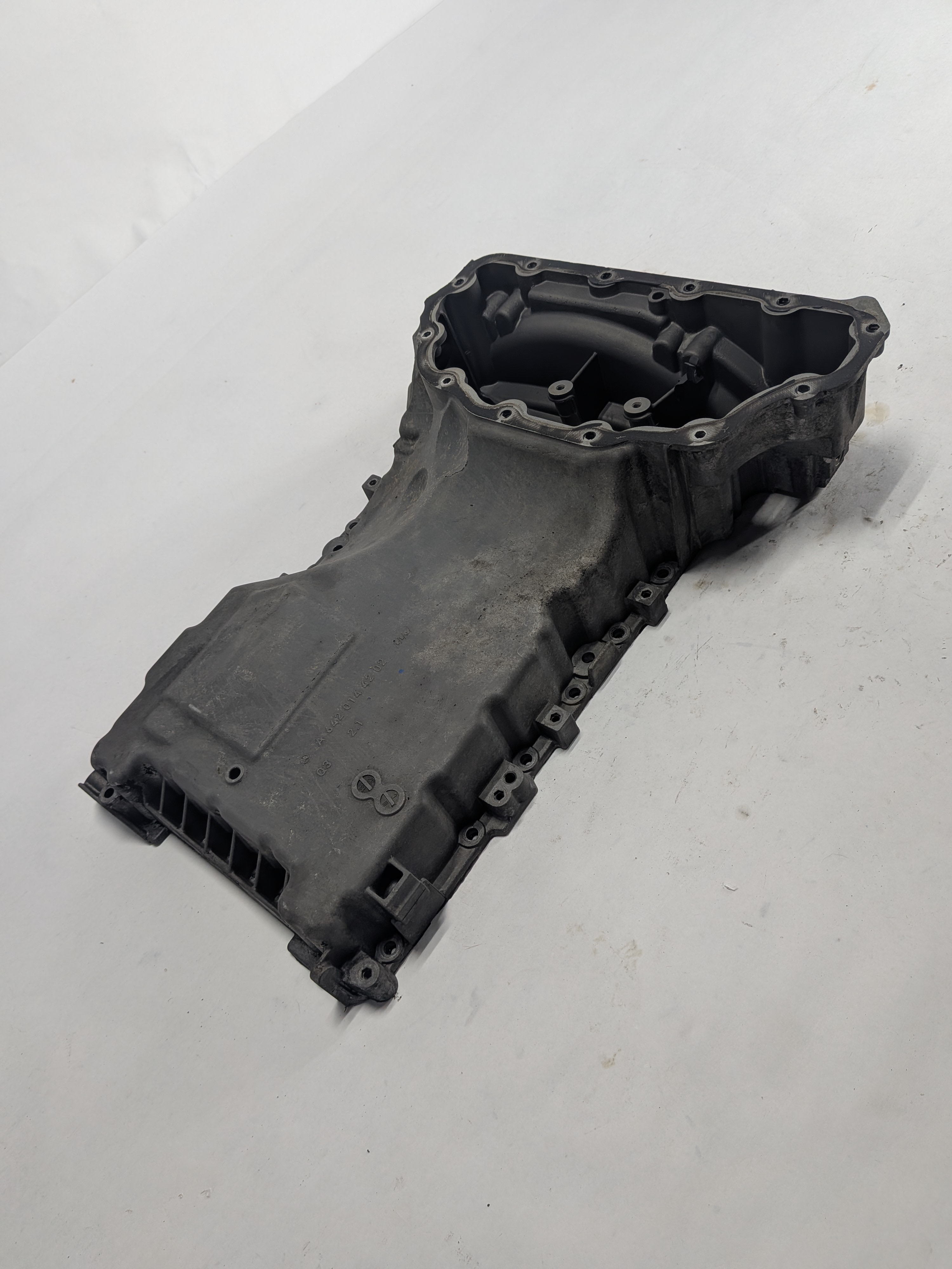 12-17 MERCEDES GL350 GLE350D GLS350D ML350 (W166 X166) DIESEL UPPER OIL PAN — exact item pictured