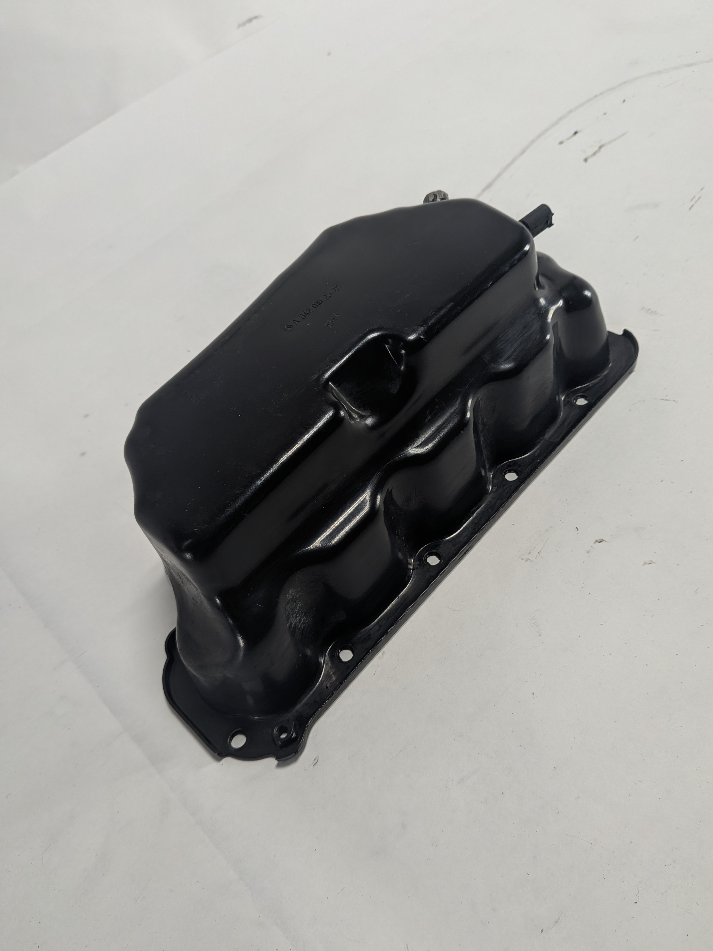 12-17 MERCEDES GL350 GLE350D GLS350D ML350 (W166 X166) DIESEL LOWER OIL PAN — exact item pictured