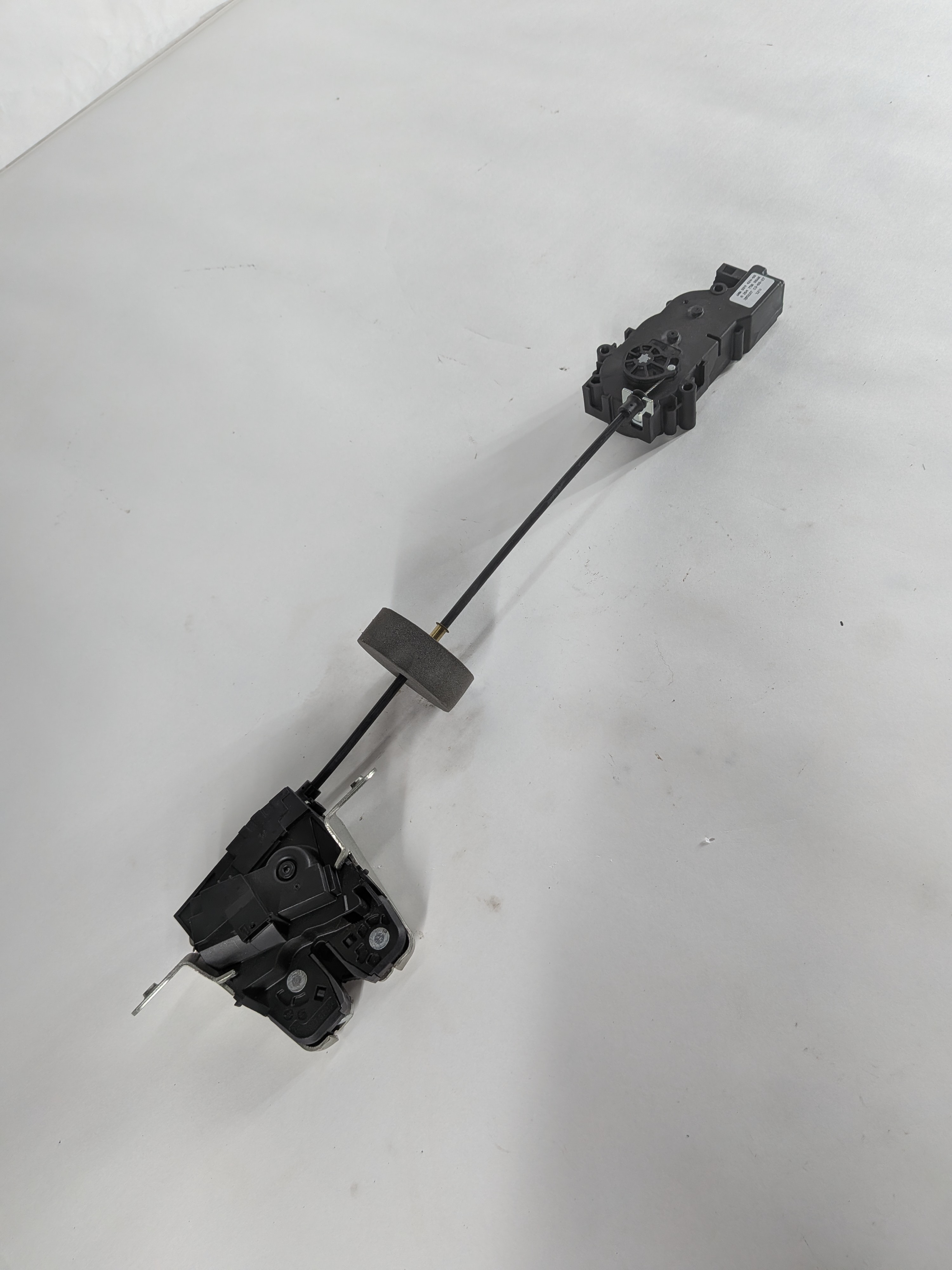 2014 MERCEDES ML350 W166 REAR LIFTGATE TAILGATE LATCH LOCK ACTUATOR w/CABLE — exact item pictured