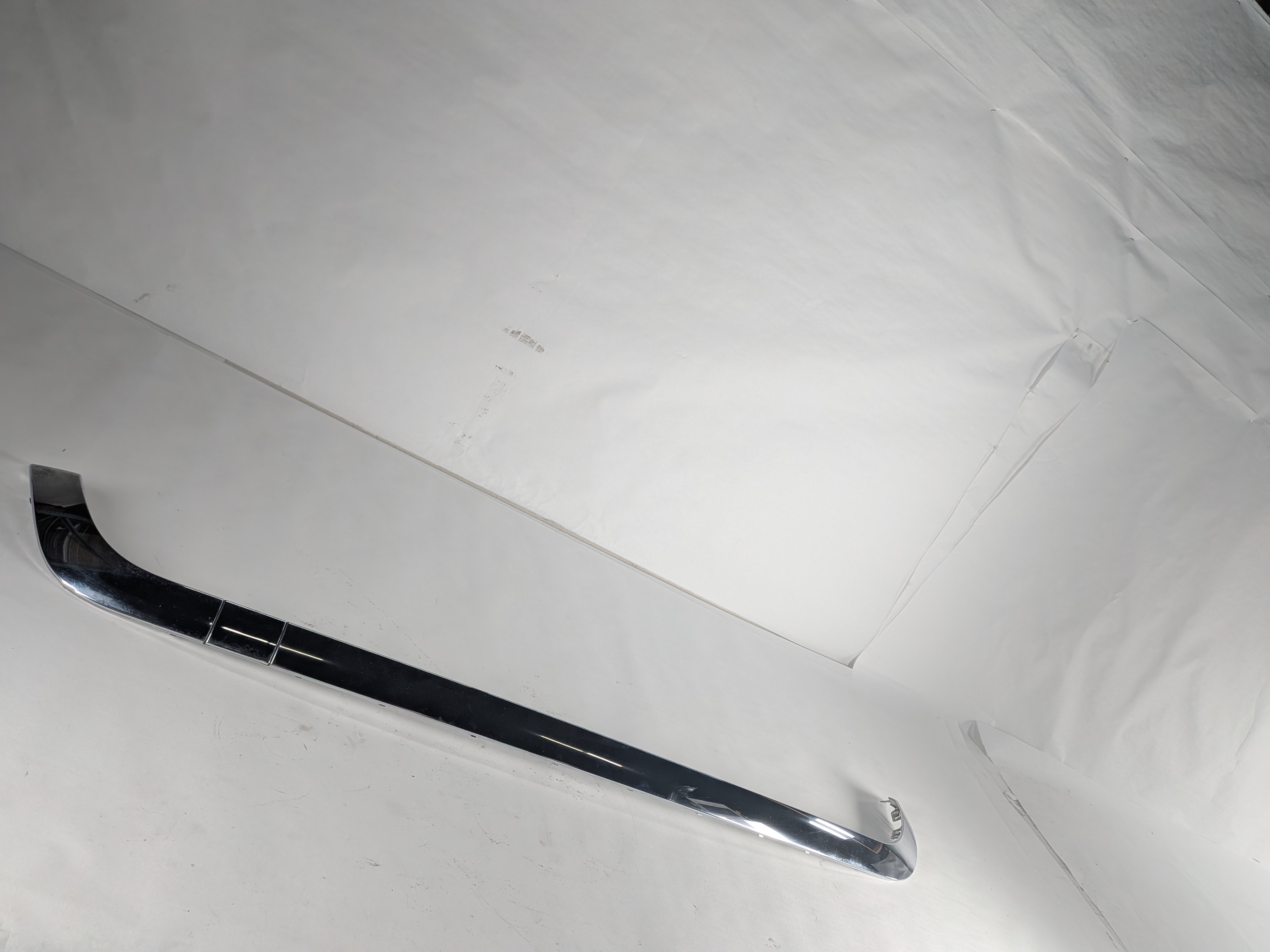 2014 MERCEDES ML350 (W166) REAR BUMPER UPPER CHROME TRIM MOLDING COVER GARNISH — exact item pictured