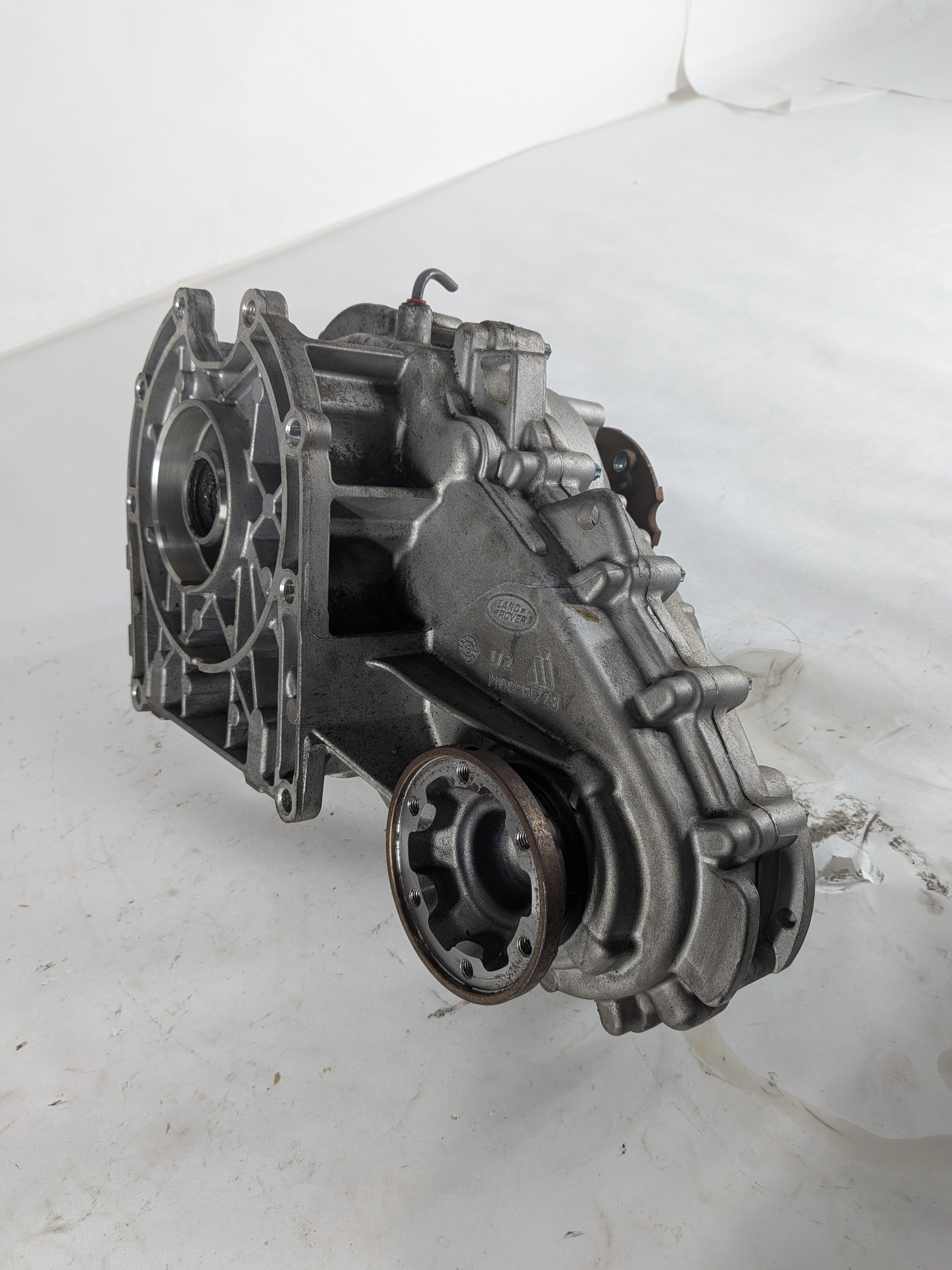 2014-2016 LR4 - RANGE ROVER SPORT (L494) FRONT TRANSFER CASE ASSEMBLY (1 SPEED) — exact item pictured