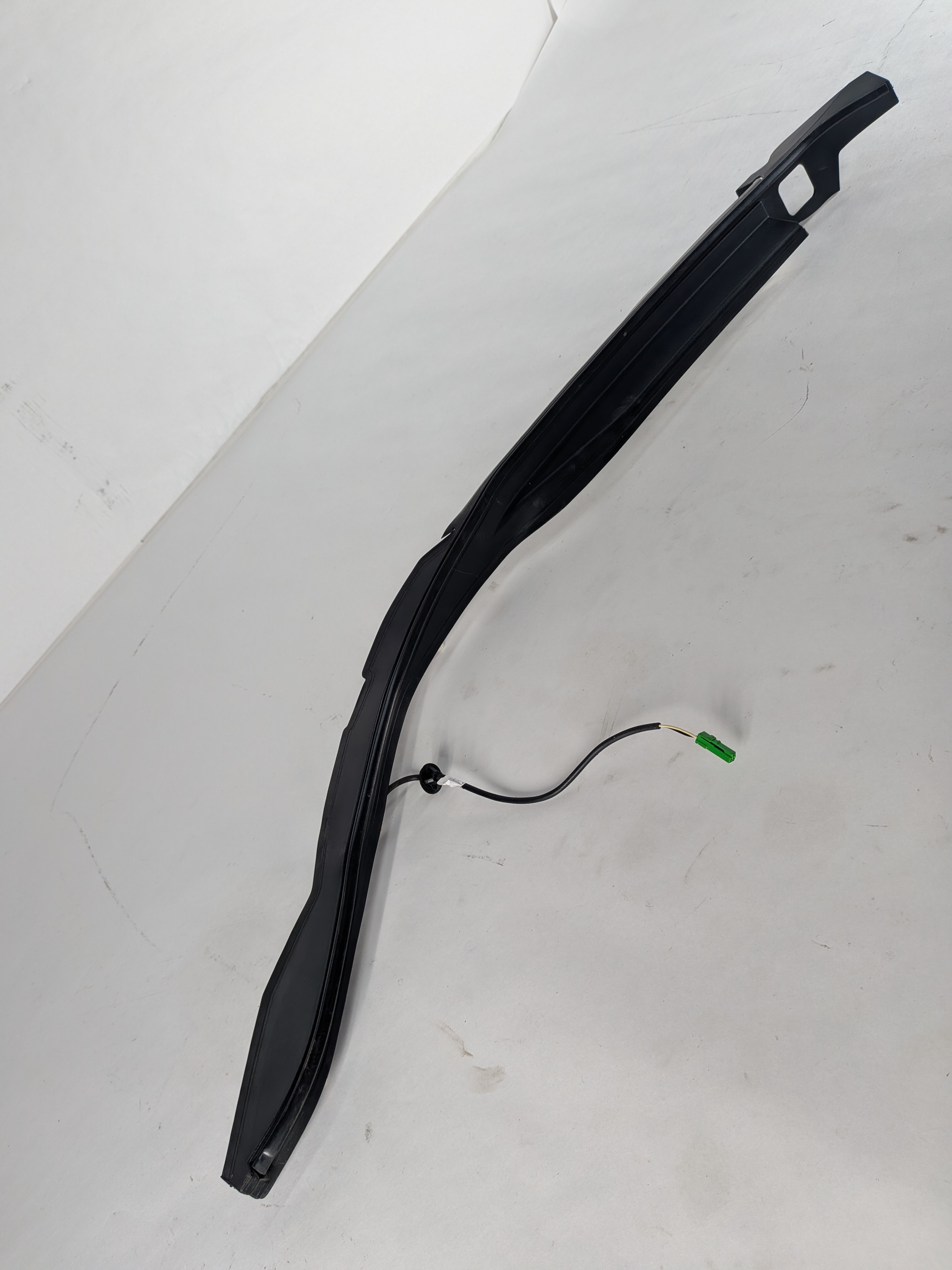 2016 RANGE ROVER SPORT (L494) REAR RIGHT LIFTGATE TAILGATE ANTI PINCH SENSOR — exact item pictured