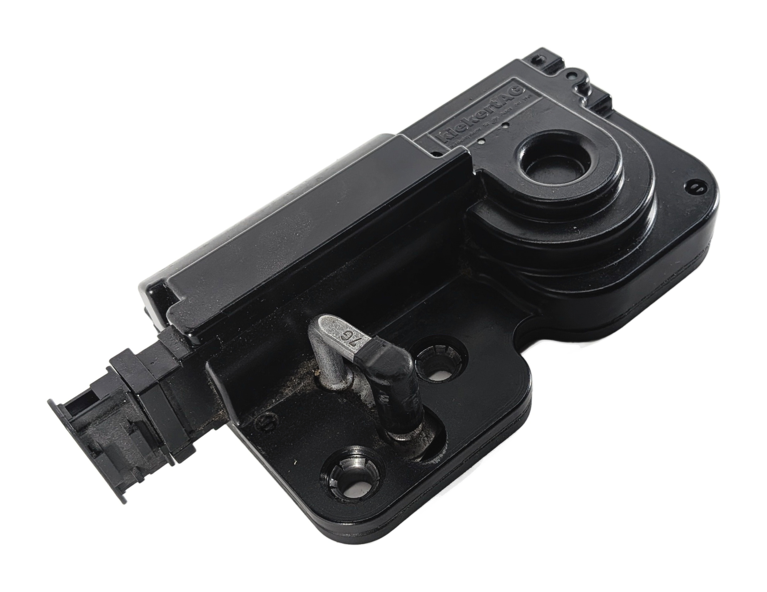 2008 PORSCHE CAYENNE (957) REAR LIFTGATE LATCH STRIKER SOFT CLOSE ASSIST MOTOR — exact item pictured