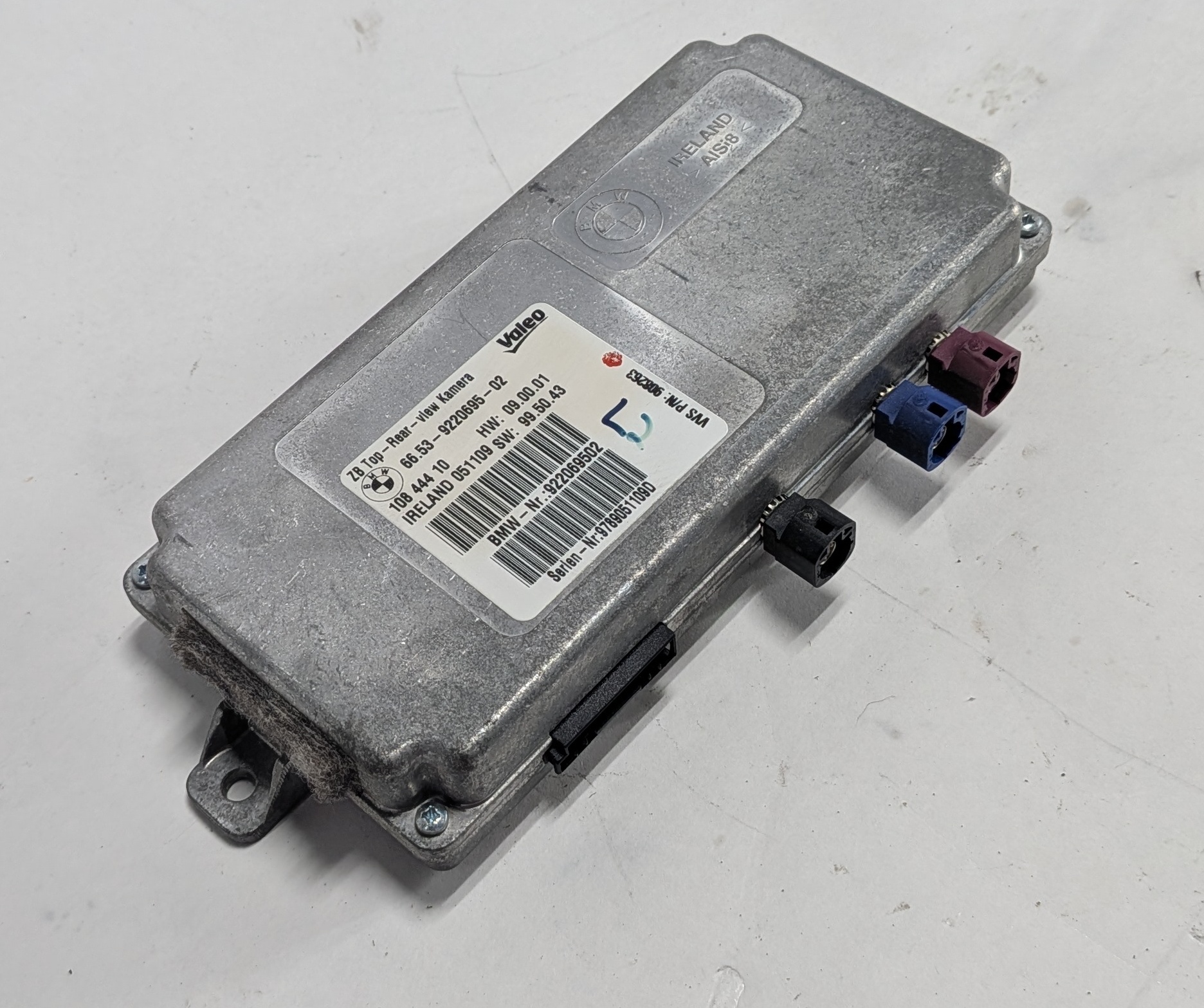 2010 BMW X5 (E70) TRSVC TOP REAR SIDE VIEW BACKUP CAMERA CONTROL MODULE — exact item pictured