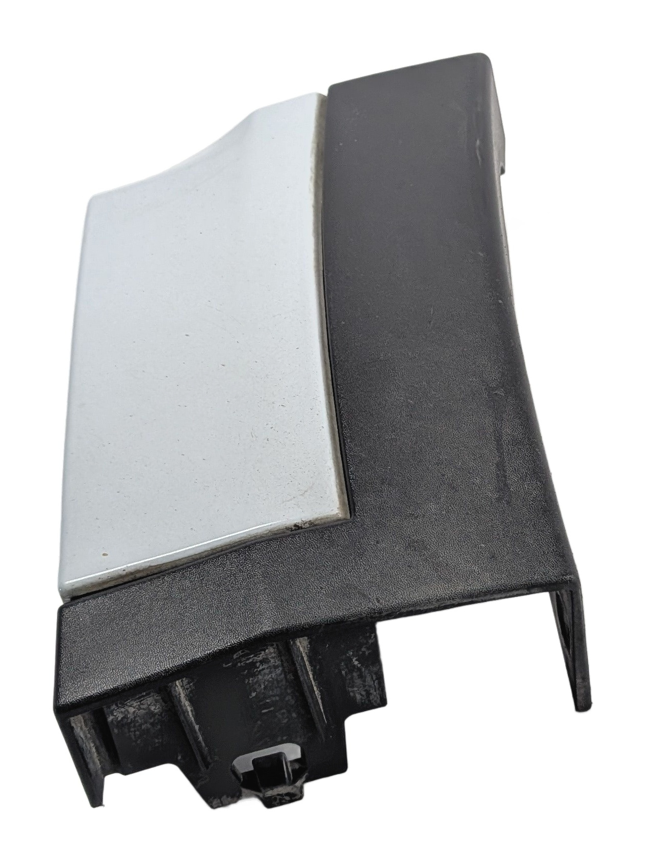 2012-2019 RANGE ROVER EVOQUE (L538) FRONT RIGHT FENDER LOWER MOLDING (White) — exact item pictured