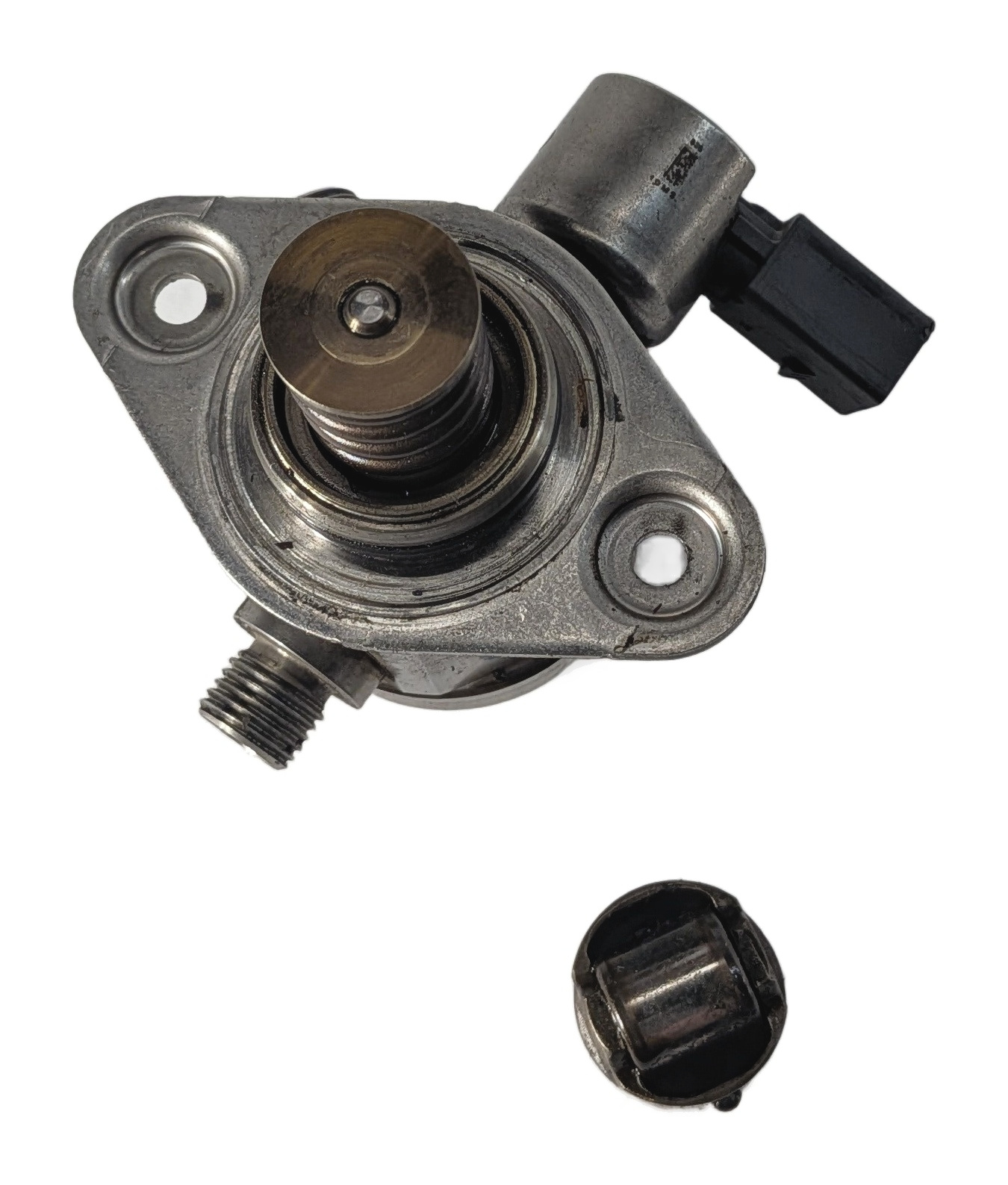 08-14 BMW 550i 650i 750i X5 X6 (F01 F10 E70 E71) 4.4L N63 MECHANICAL FUEL PUMP — exact item pictured