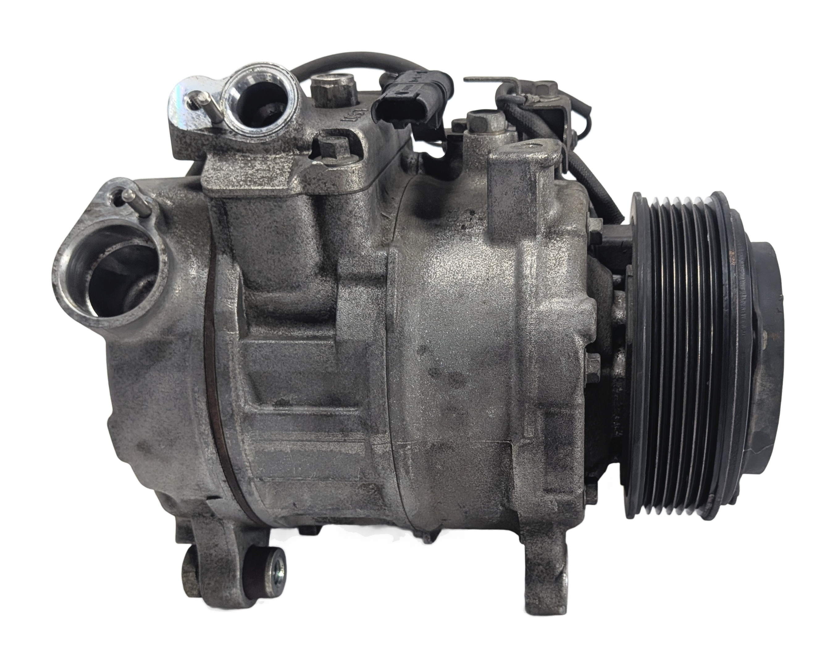 12-18 BMW 328i 428i 535i 740i X5 (F30 F31 F33 F01 F10 F15) A/C COMPRESSOR PUMP — exact item pictured