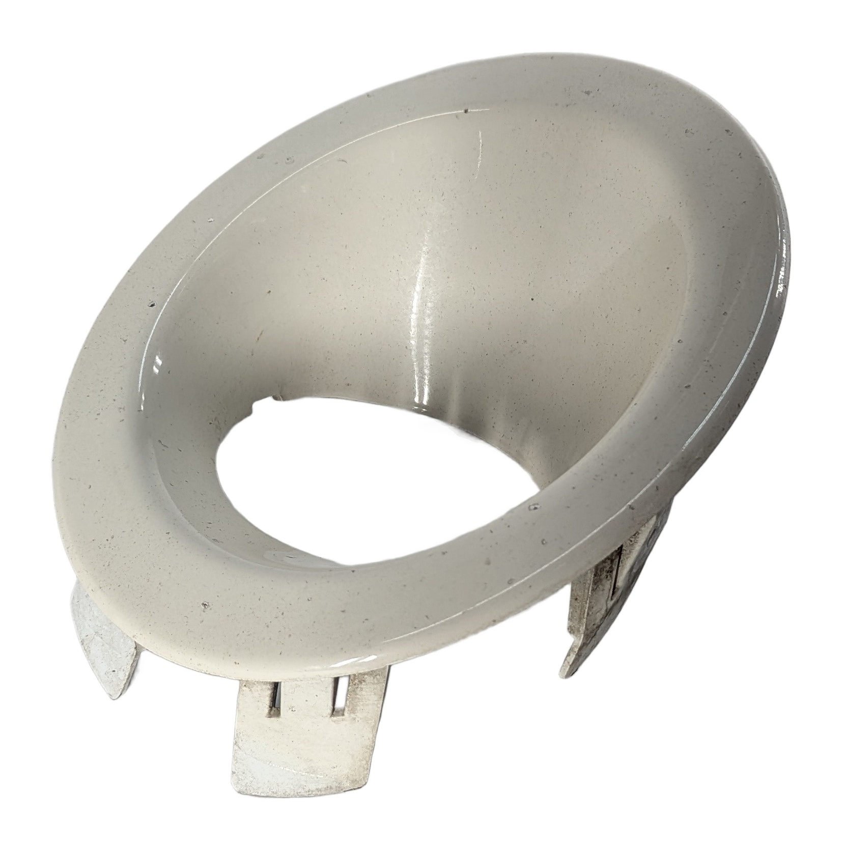 2008 LAND ROVER LR2 L359 FRONT RIGHT PASSENGER FOG LIGHT TRIM BEZEL RING (White) — exact item pictured